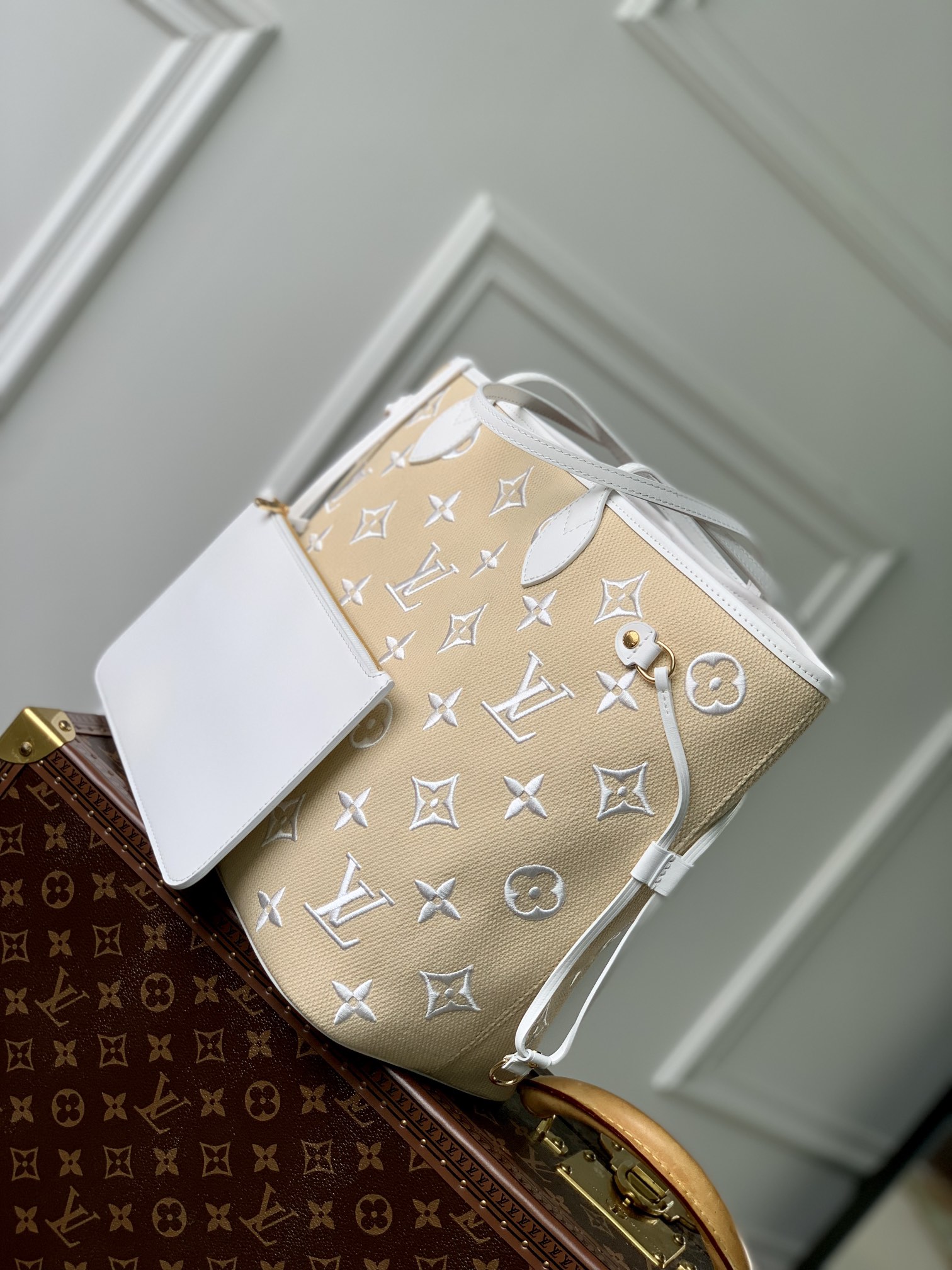 l**is V*t*n neverful m21733-32*29*17cm