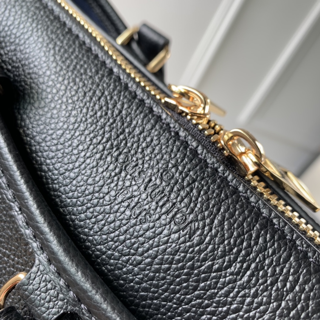 l**is V*t*n trianon handbags-36*22*9cm