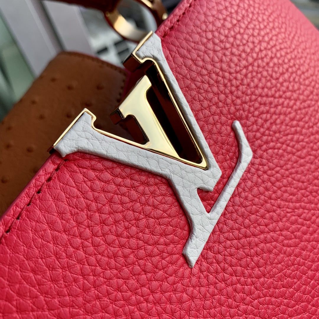 l**is V*t*n capucines handlebag