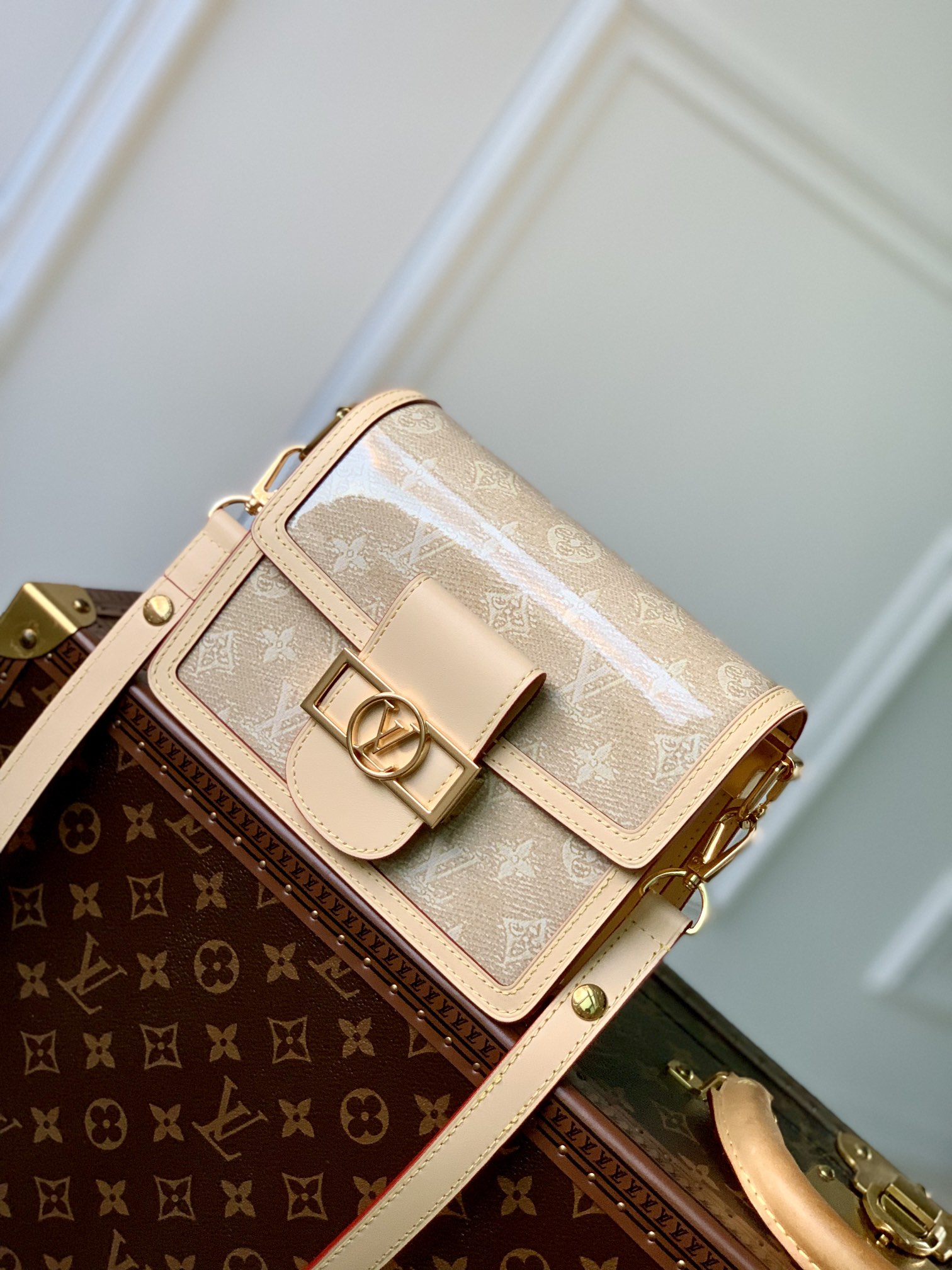 l**is V*t*n mini dauphine bag-20*15*9cm