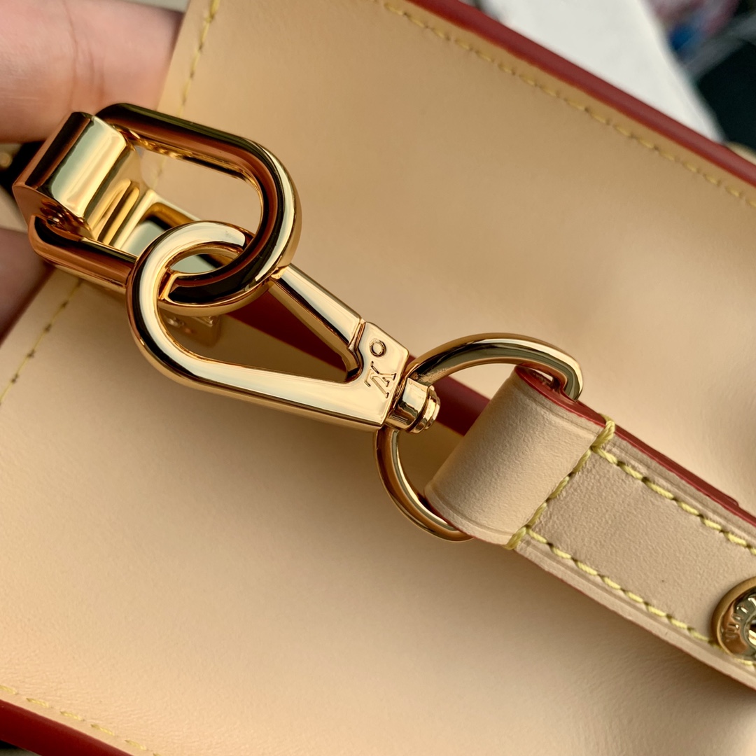 l**is V*t*n mini dauphine bag-20*15*9cm