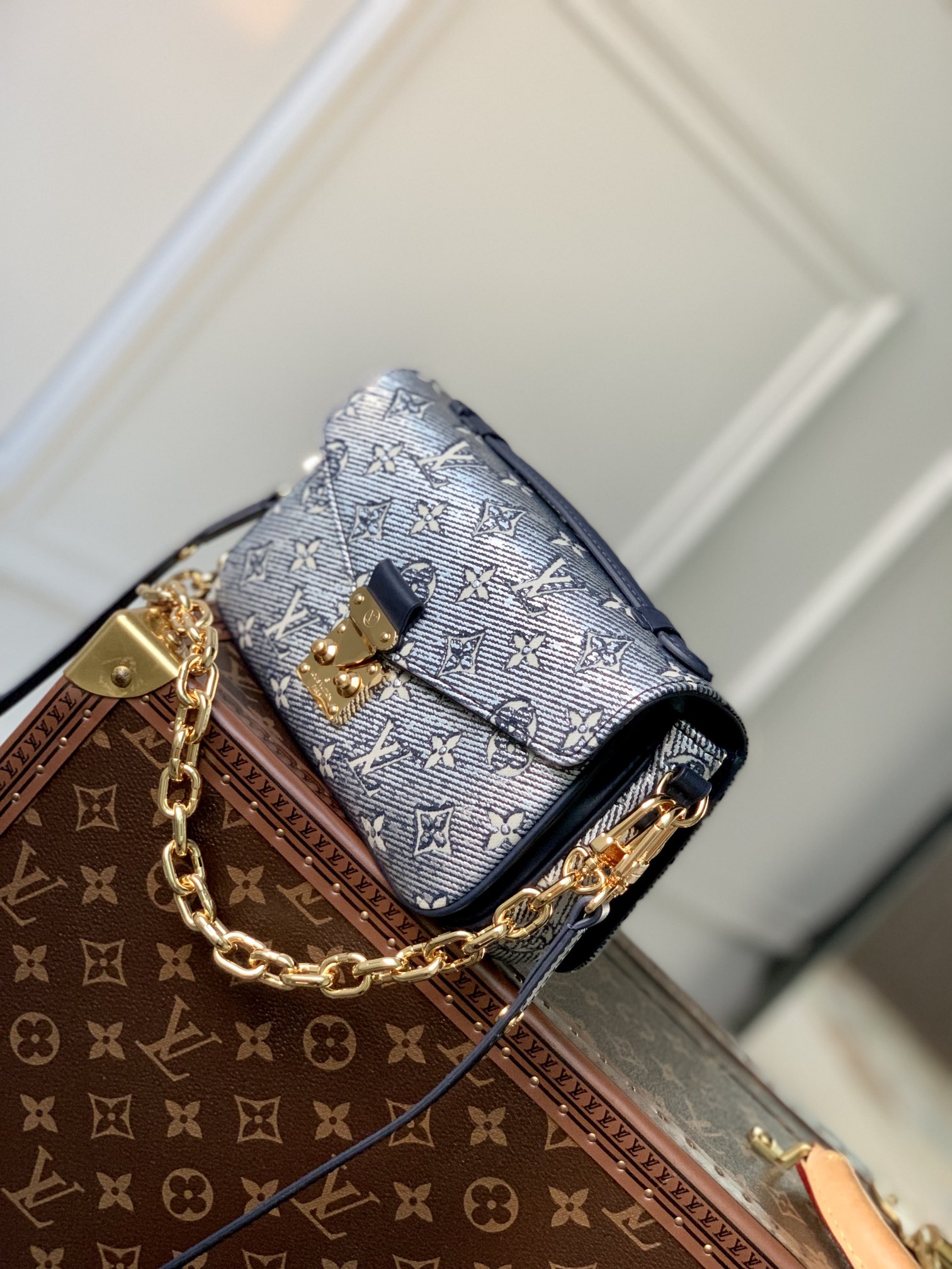 l**is V*t*n pochette metis east west handbags- 21.5 x 13.5 x 6cm