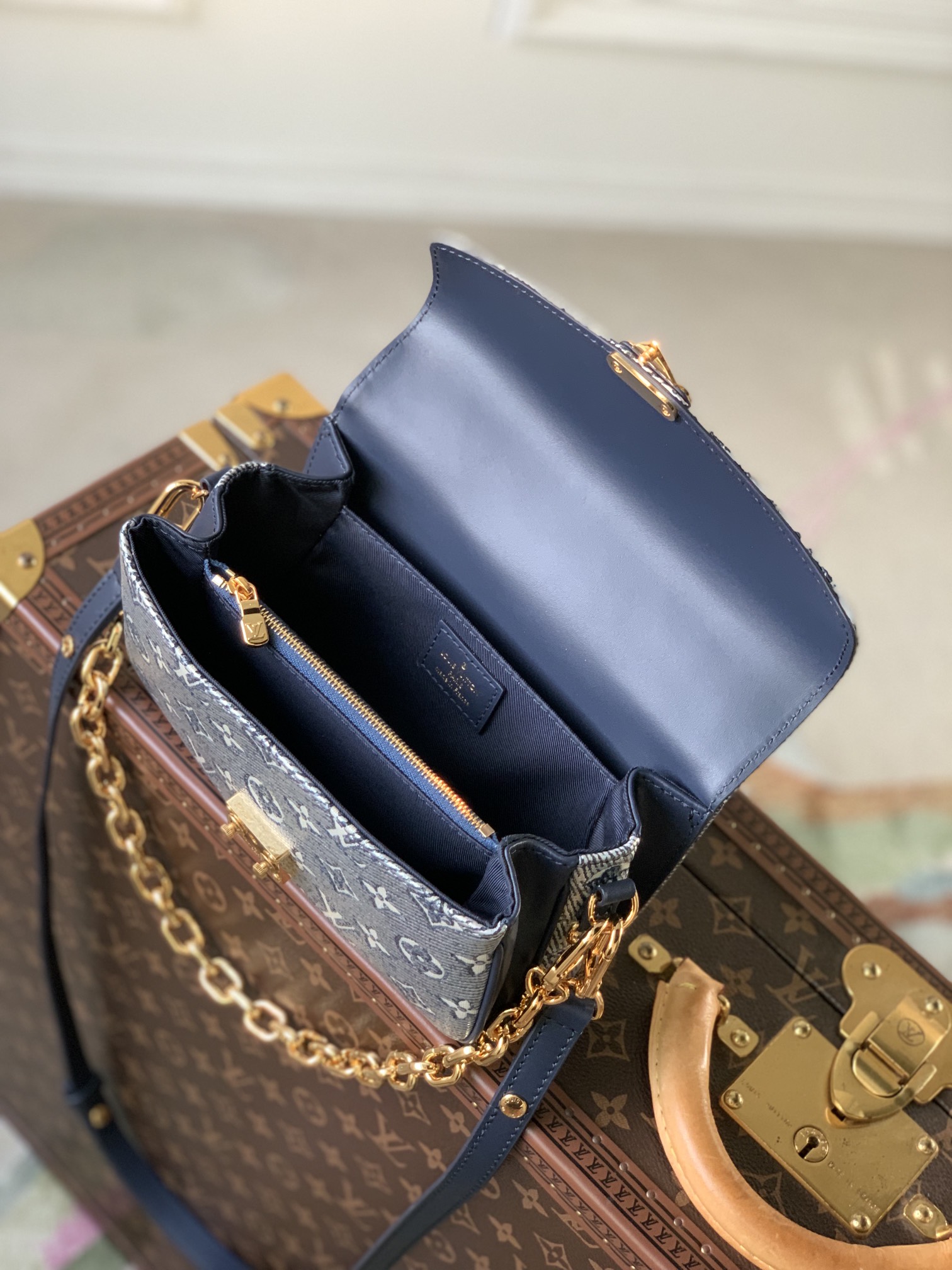 l**is V*t*n pochette metis east west handbags- 21.5 x 13.5 x 6cm