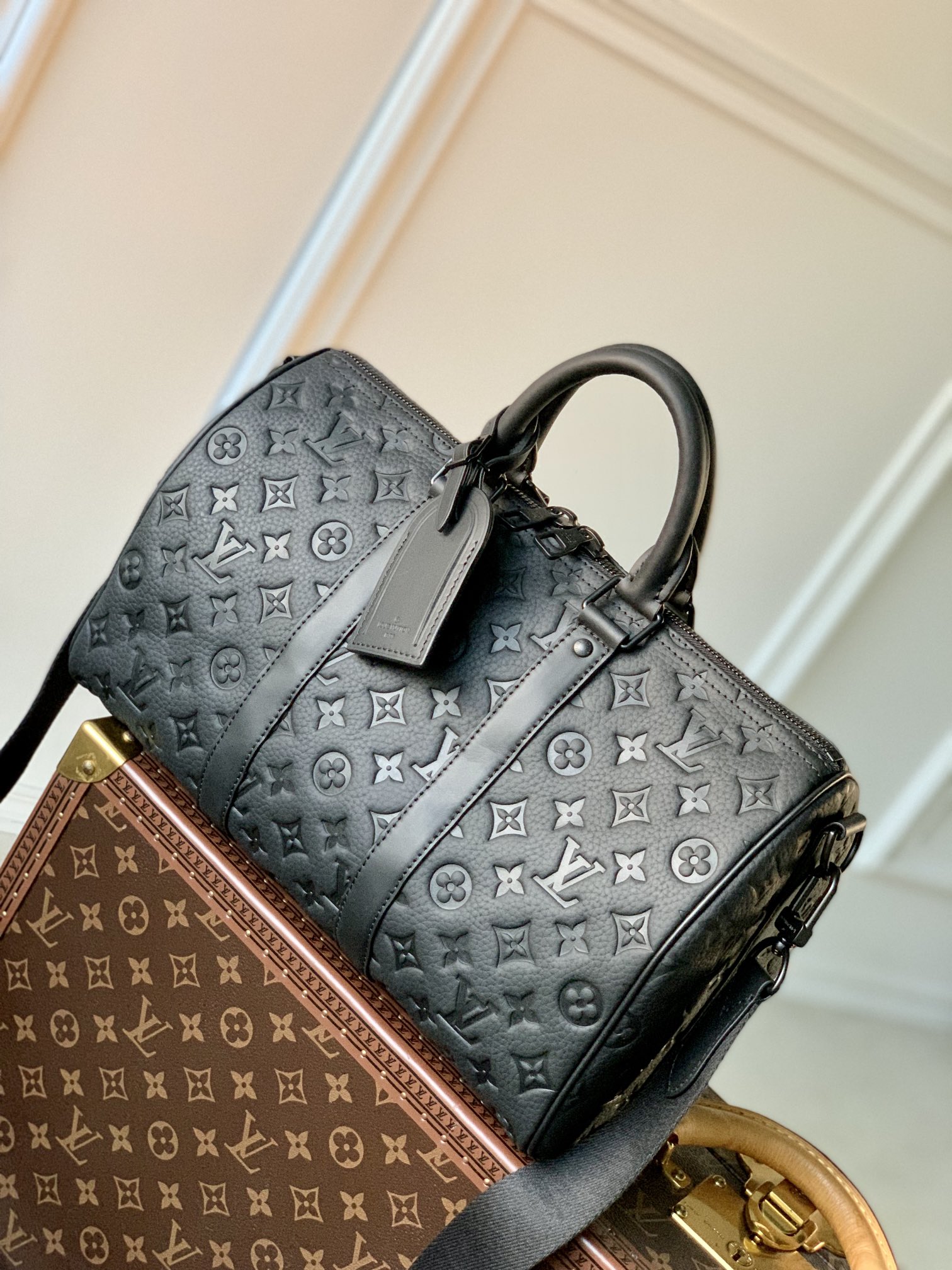 l**is V*t*n keepall bandouliÈre 35-m22570-34*21*16cm