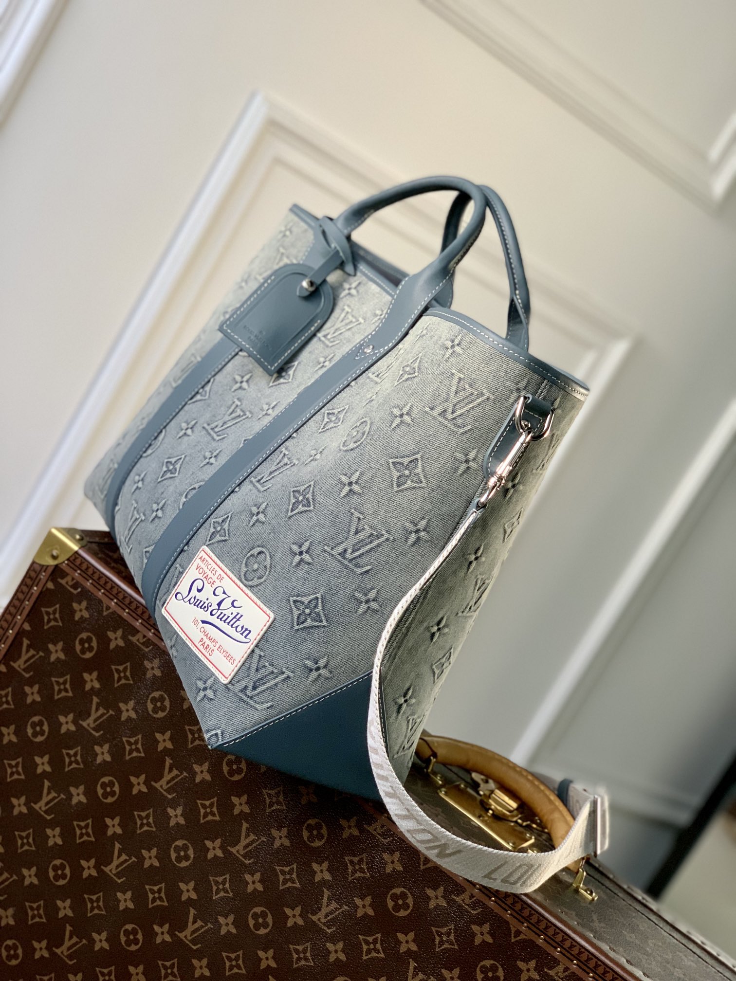 l**is V*t*n week-end tote -38.5*29*11cm