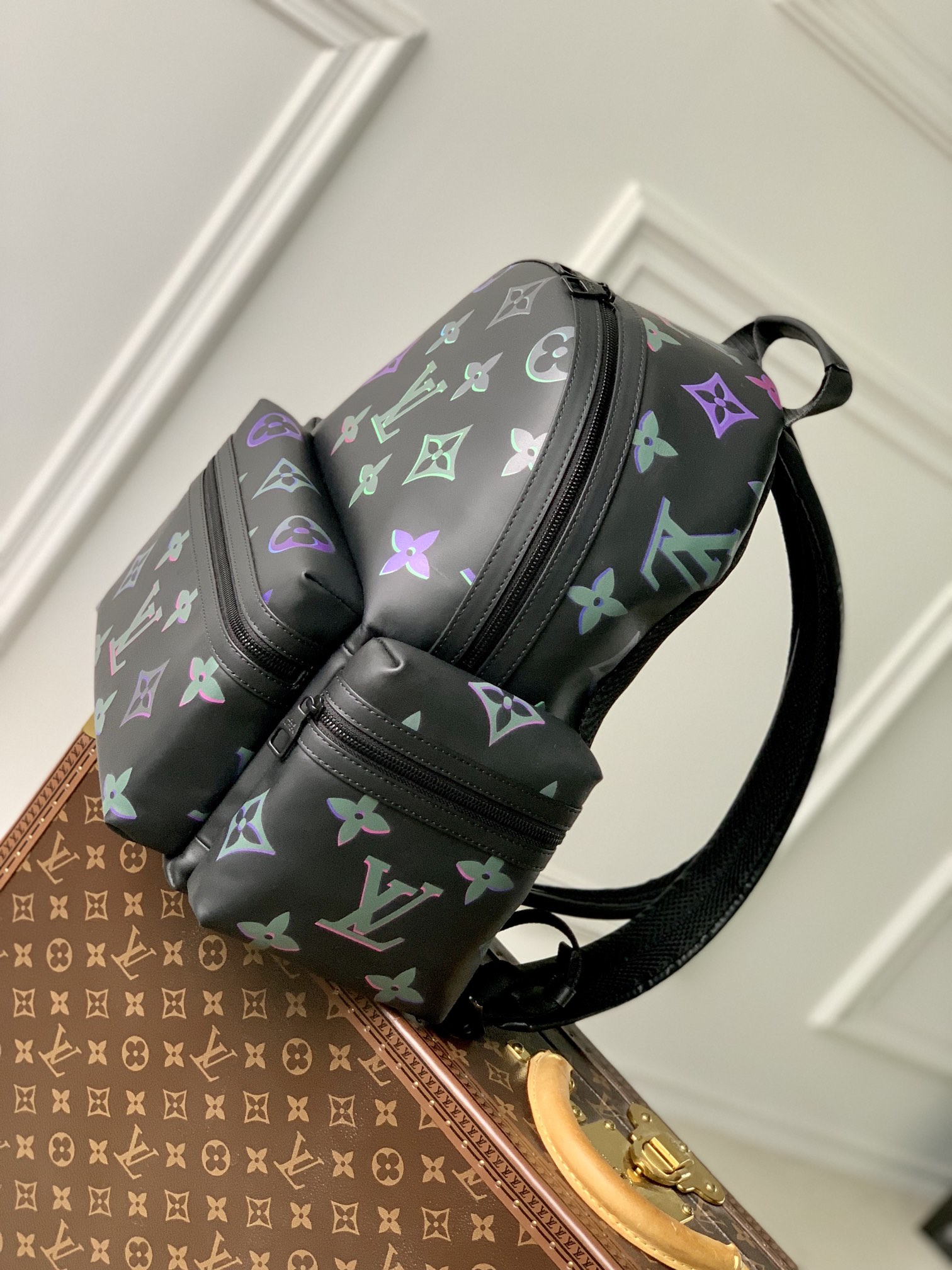l**is V*t*n comet backpack m22488-37*43*17cm