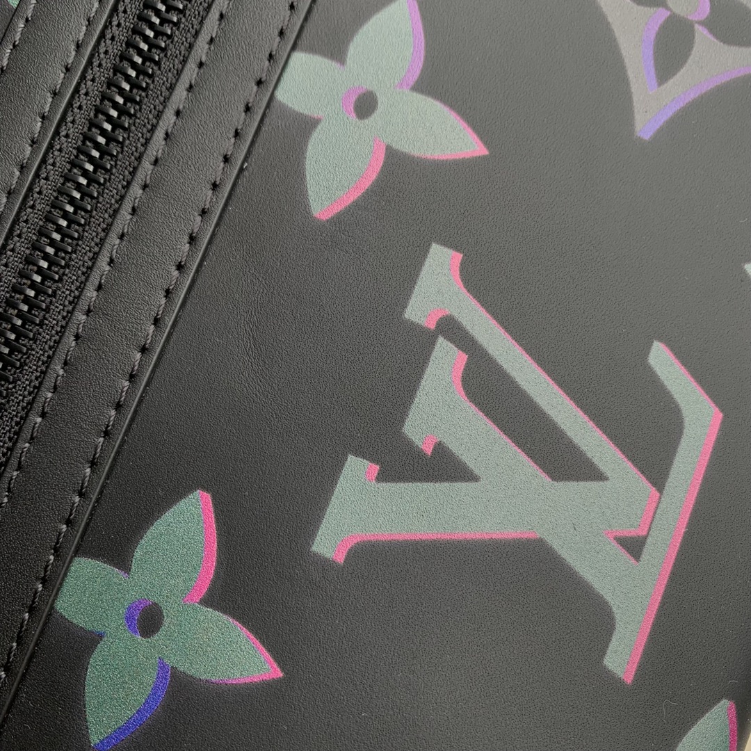 l**is V*t*n comet backpack m22488-37*43*17cm
