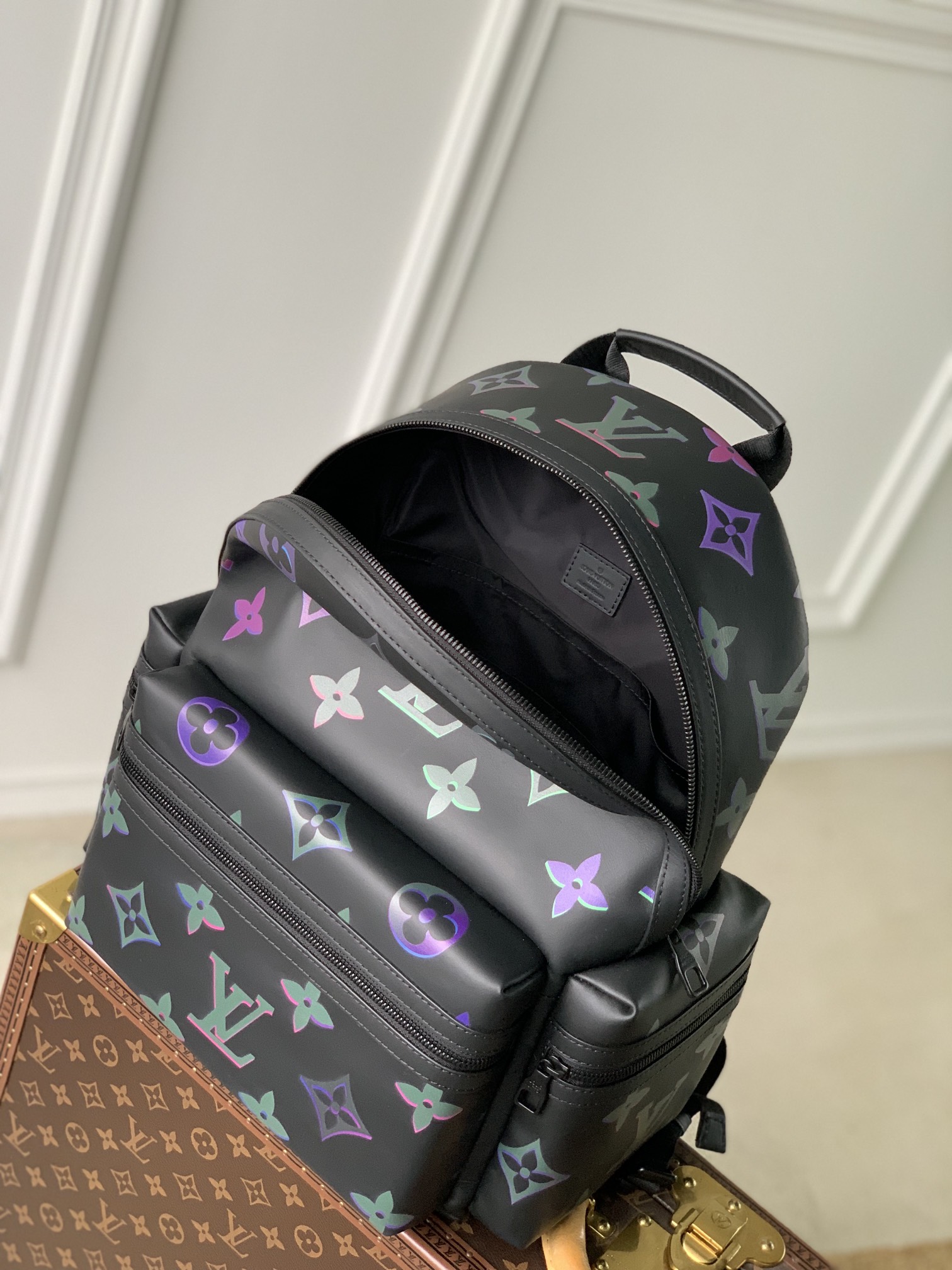 l**is V*t*n comet backpack m22488-37*43*17cm