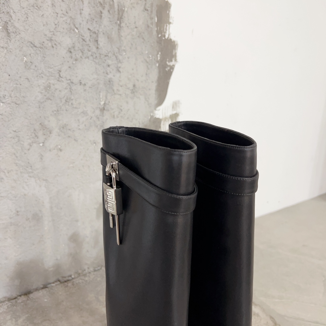 Givenchy Boots(EU35-41)
