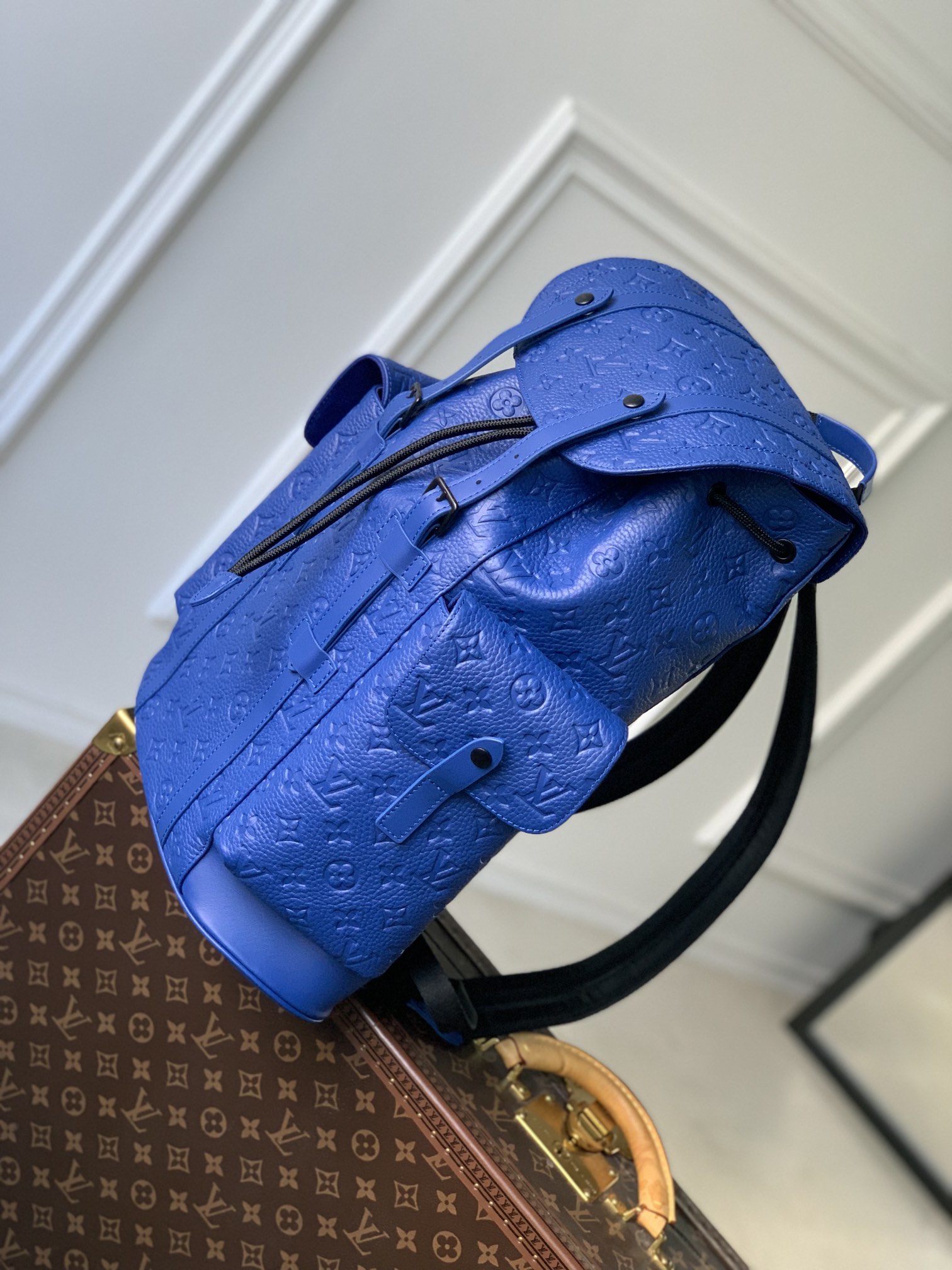 l**is V*t*n christopher backpack m46699-32*39*12cm