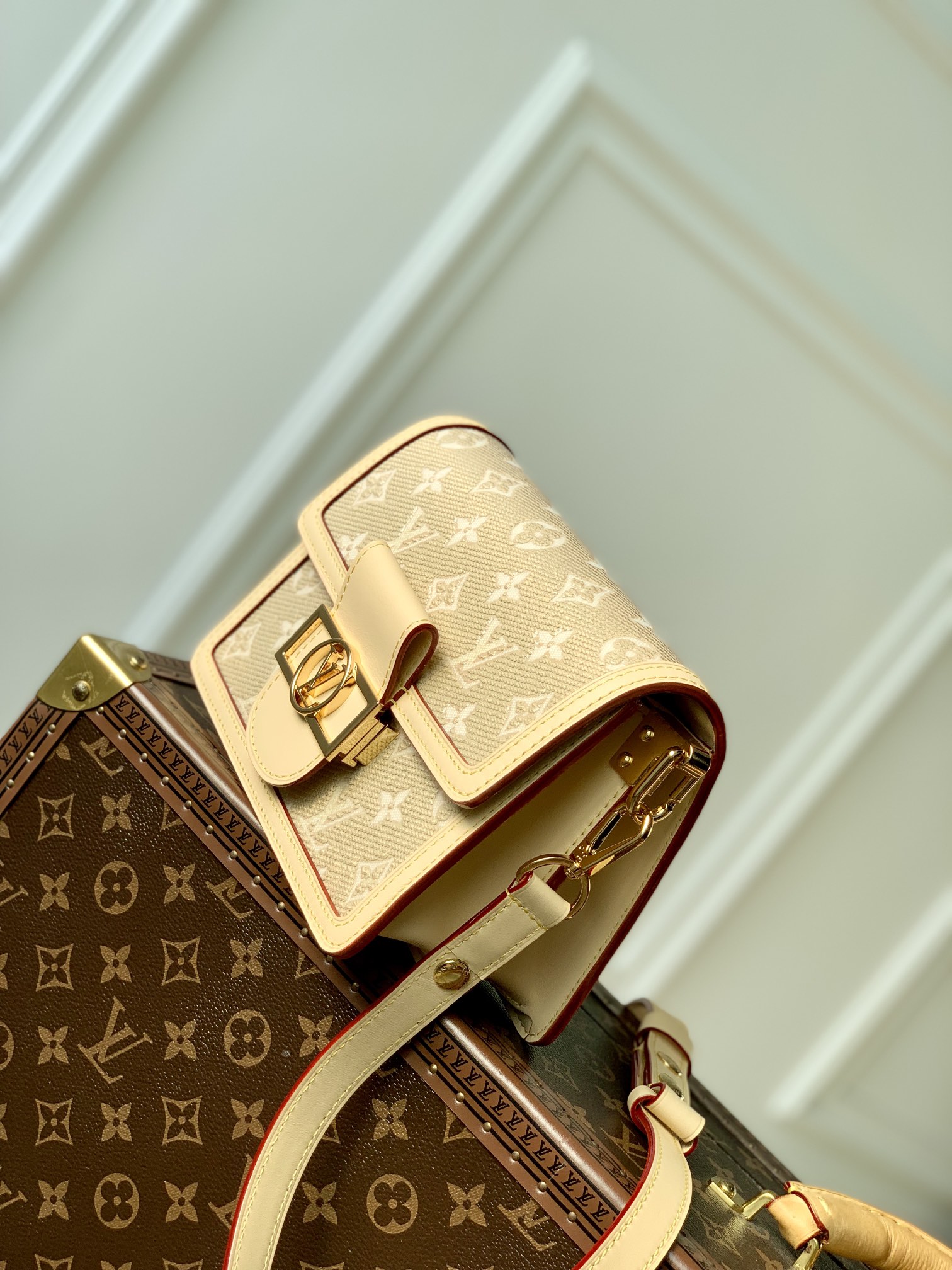 l**is V*t*n mini dauphine bag-20*15*9cm