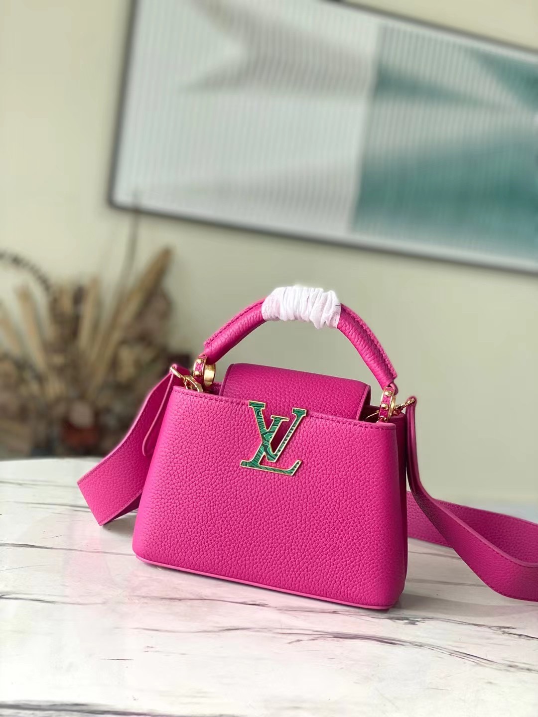 l**is V*t*n mini capucines handlebag-21*14*8cm