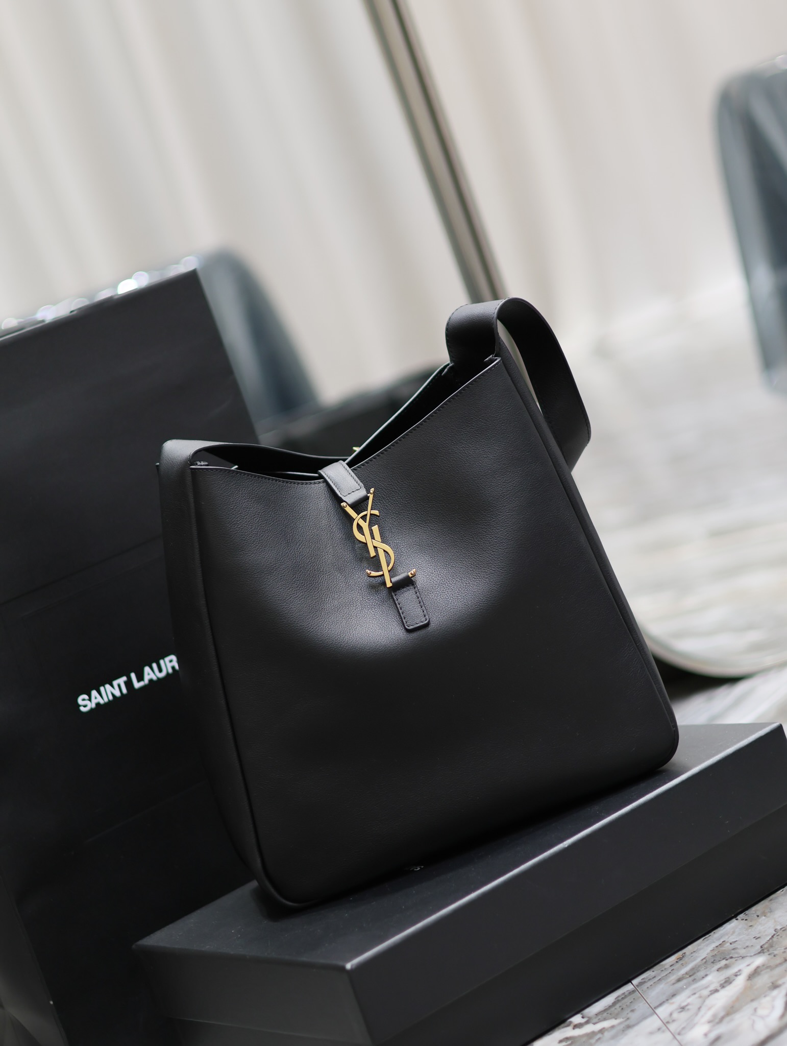 YSL Le5A7 Vintage Bag