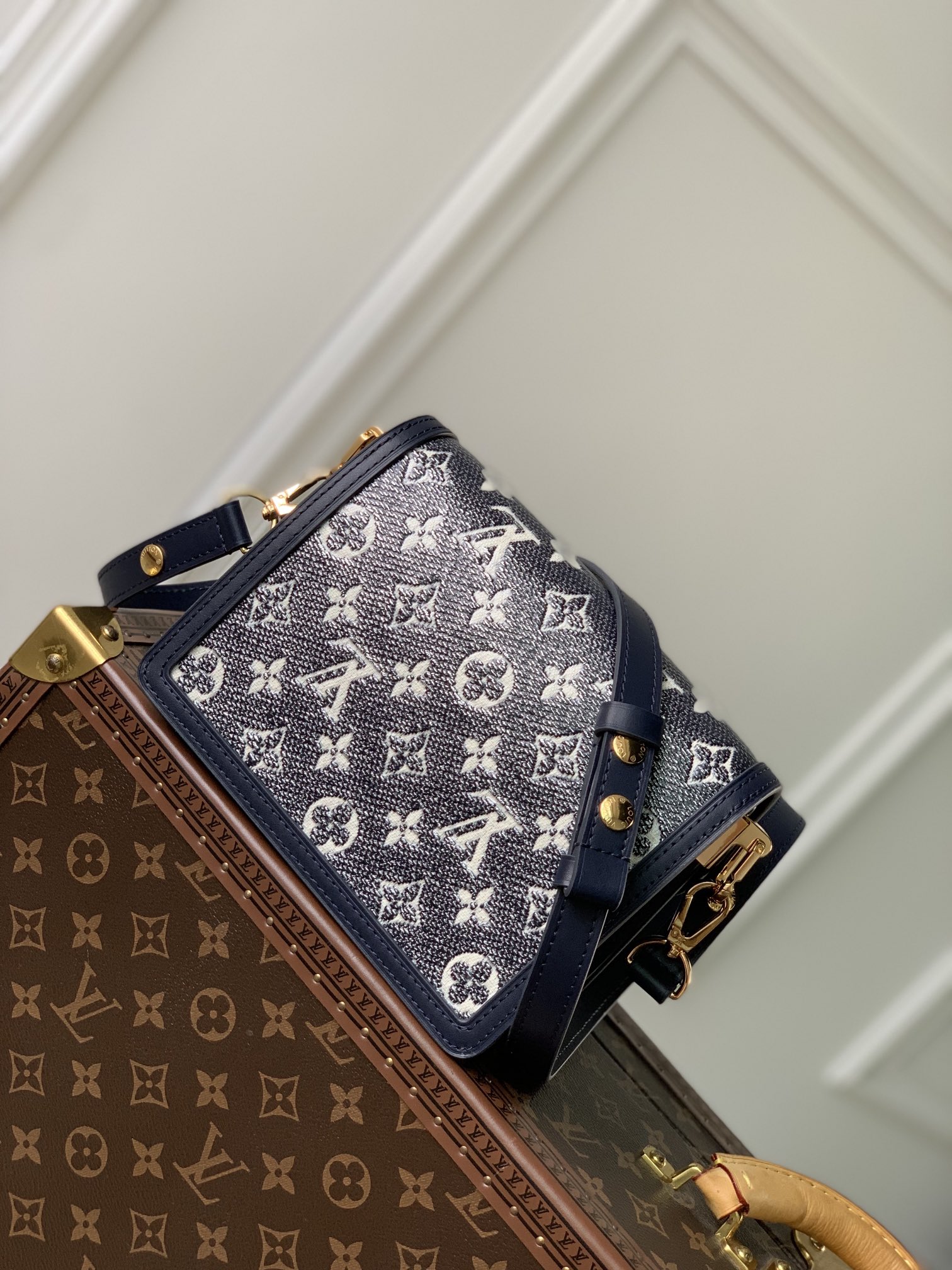 l**is V*t*n mini dauphine bag-20*15*9cm