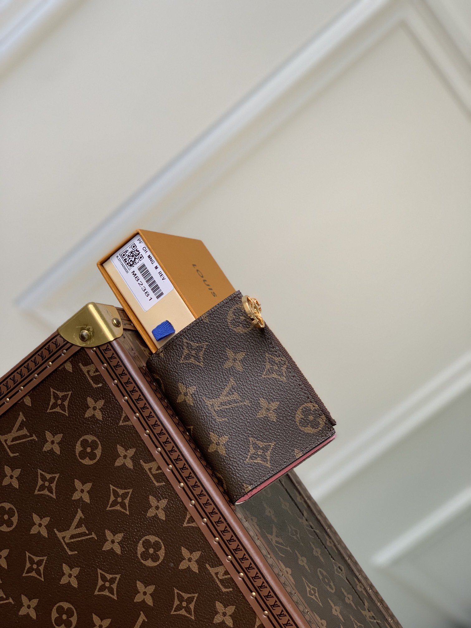 l**is V*t*n wallet- m82381-9×11.5×1.5cm