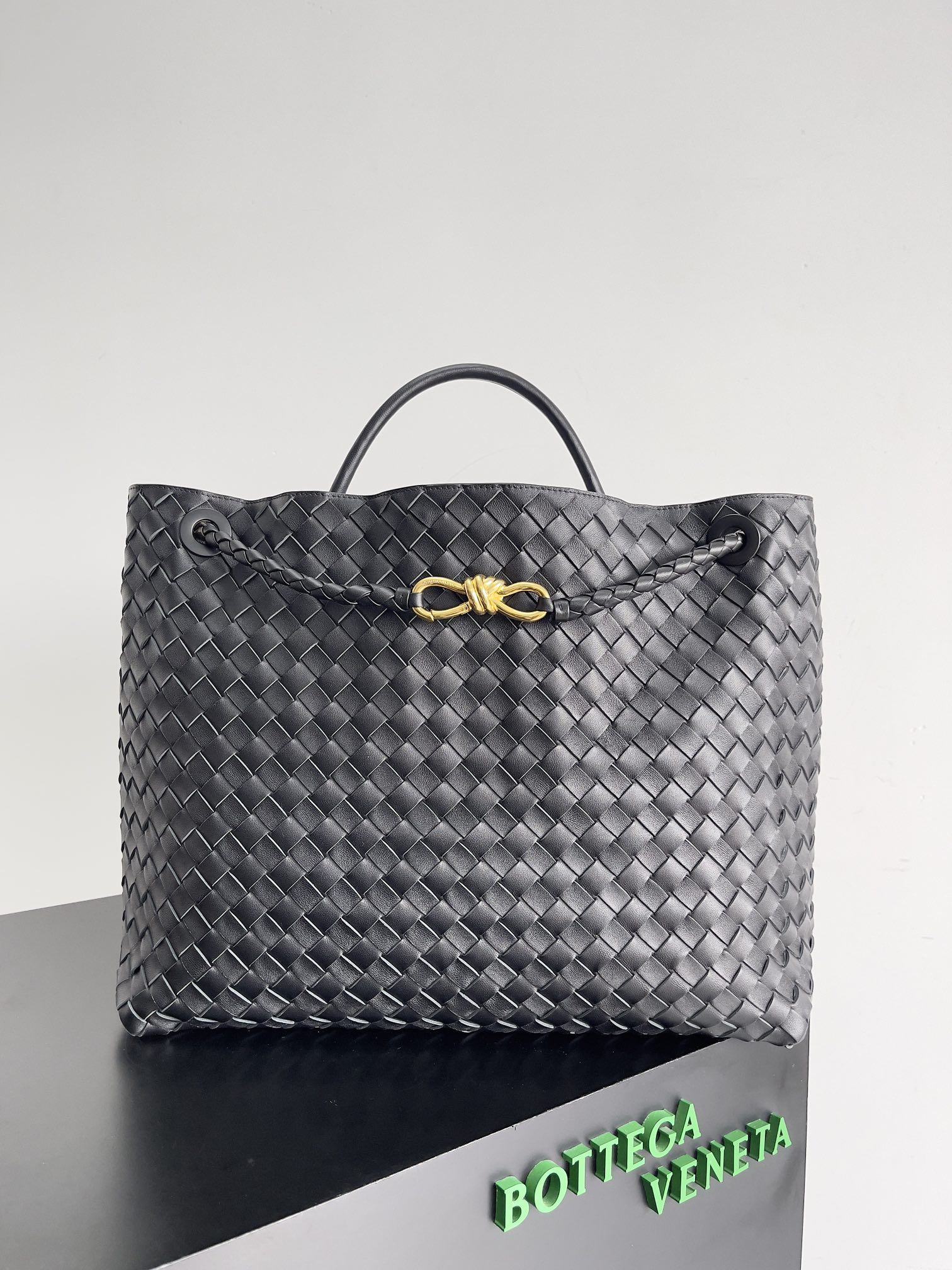 Bo*te*ga ve*ne*ta andiamo-45*22*34cm