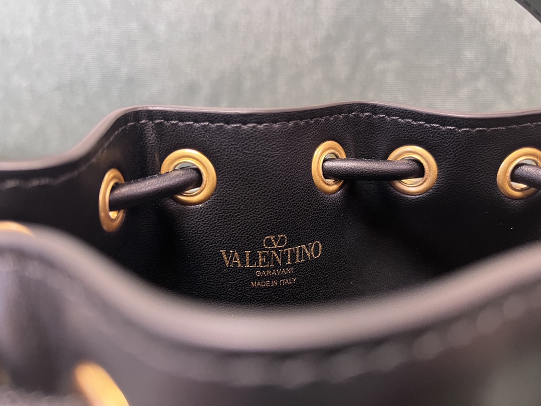 Valentino GARAVANIVLOGO SIGNATURE Bag-12*18*10CM