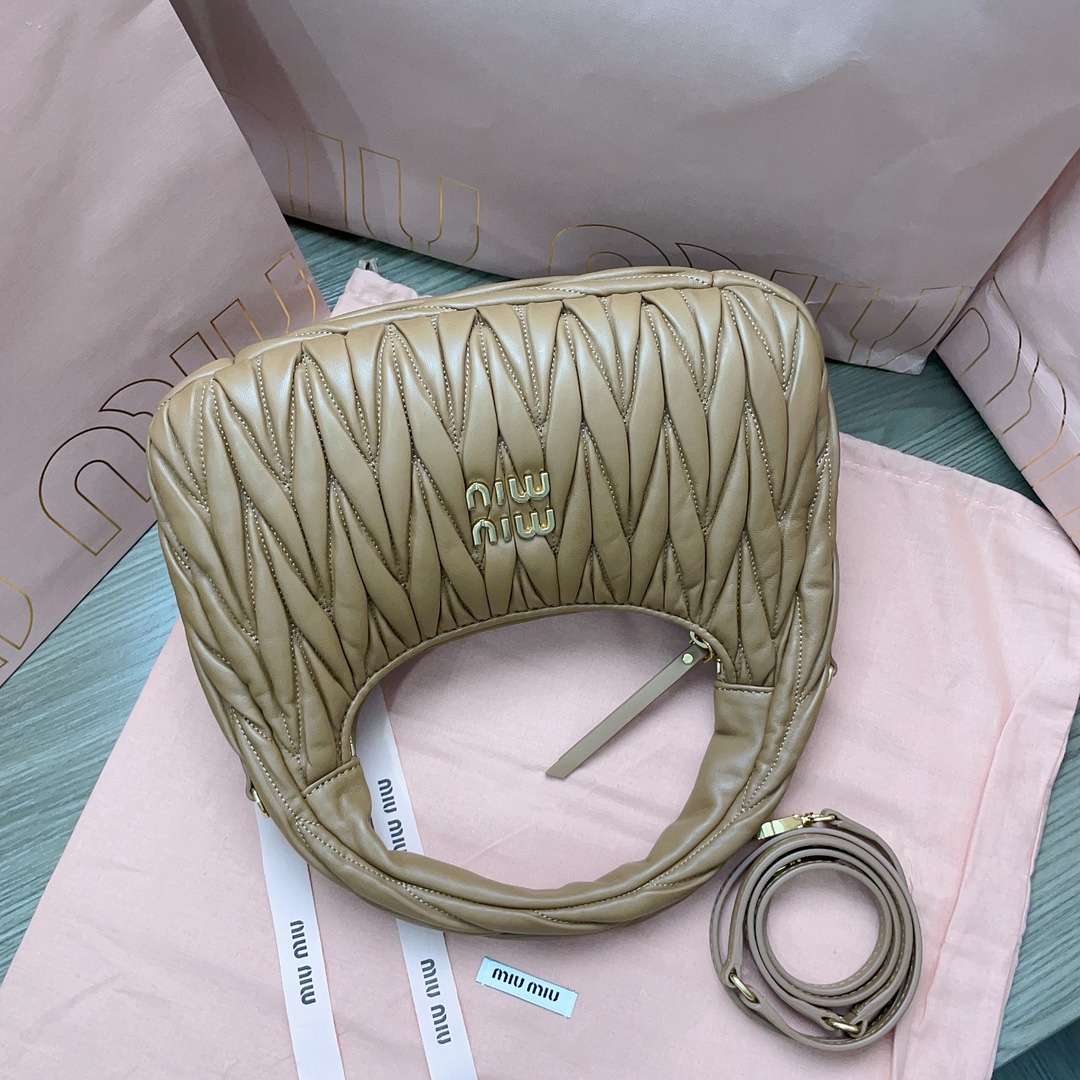 MiuMiu Bag-25X18X7CM