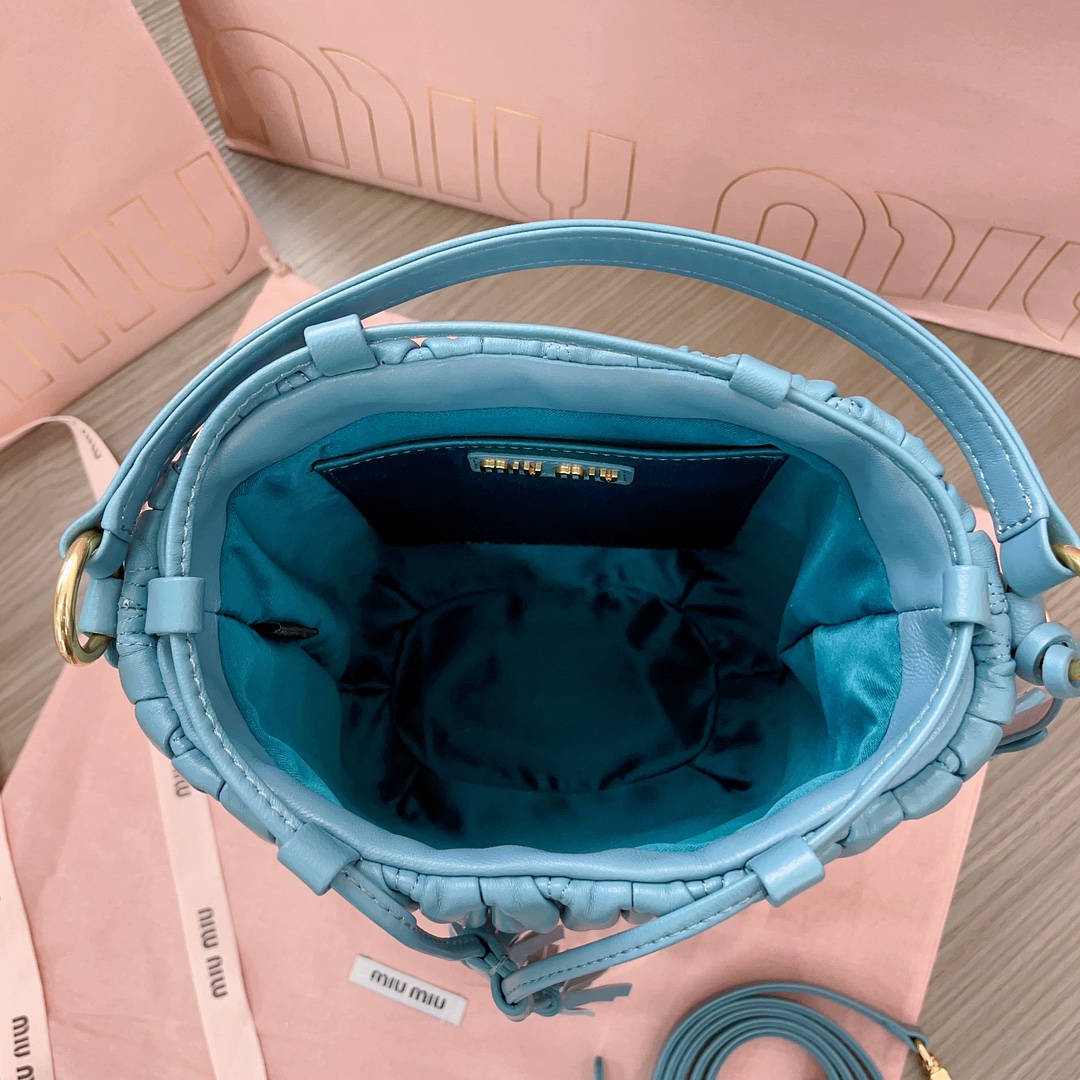 MiuMiu Bag-20X18X14CM