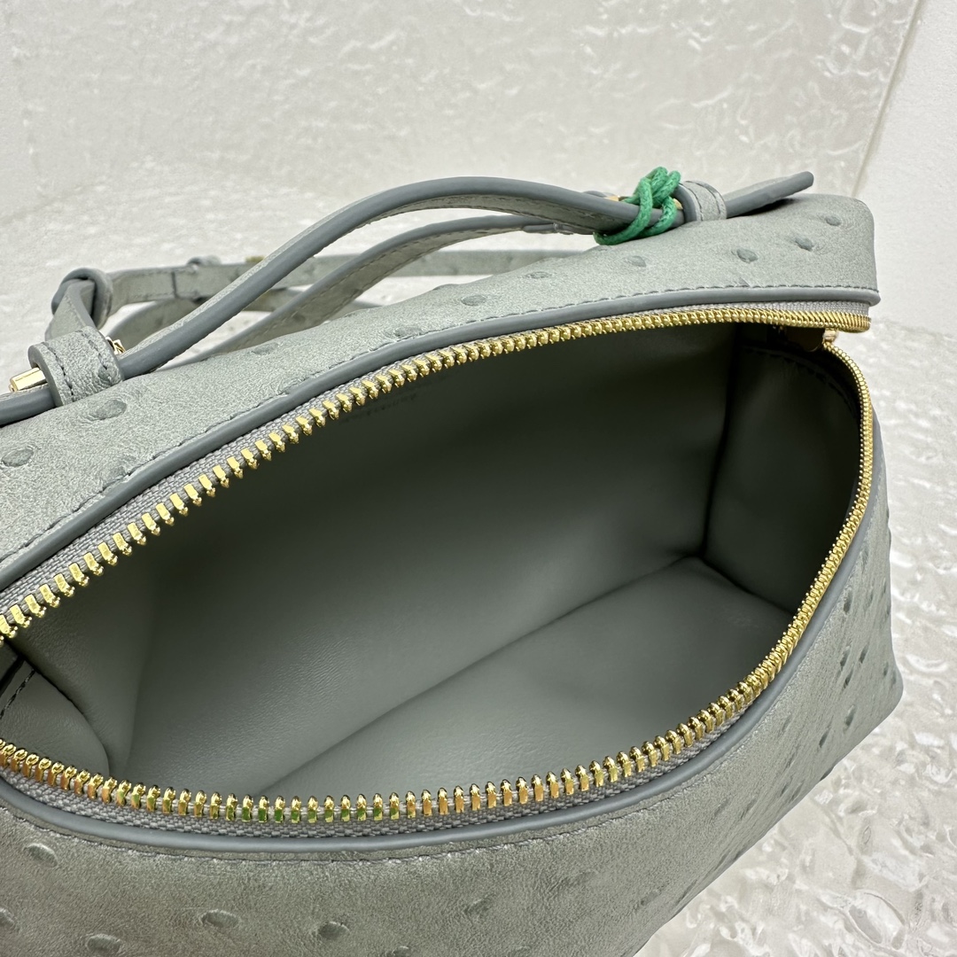 Loro Piana Extra pocket L19 Bag-19*7*12CM