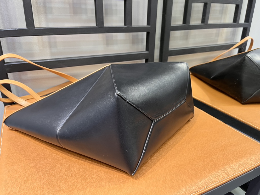 Loewe Puzzle Tote-25/14/30CM