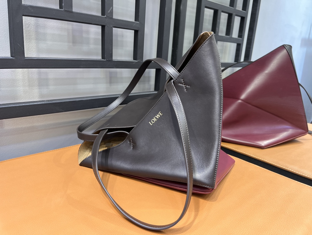 Loewe Puzzle Tote-25/14/30CM