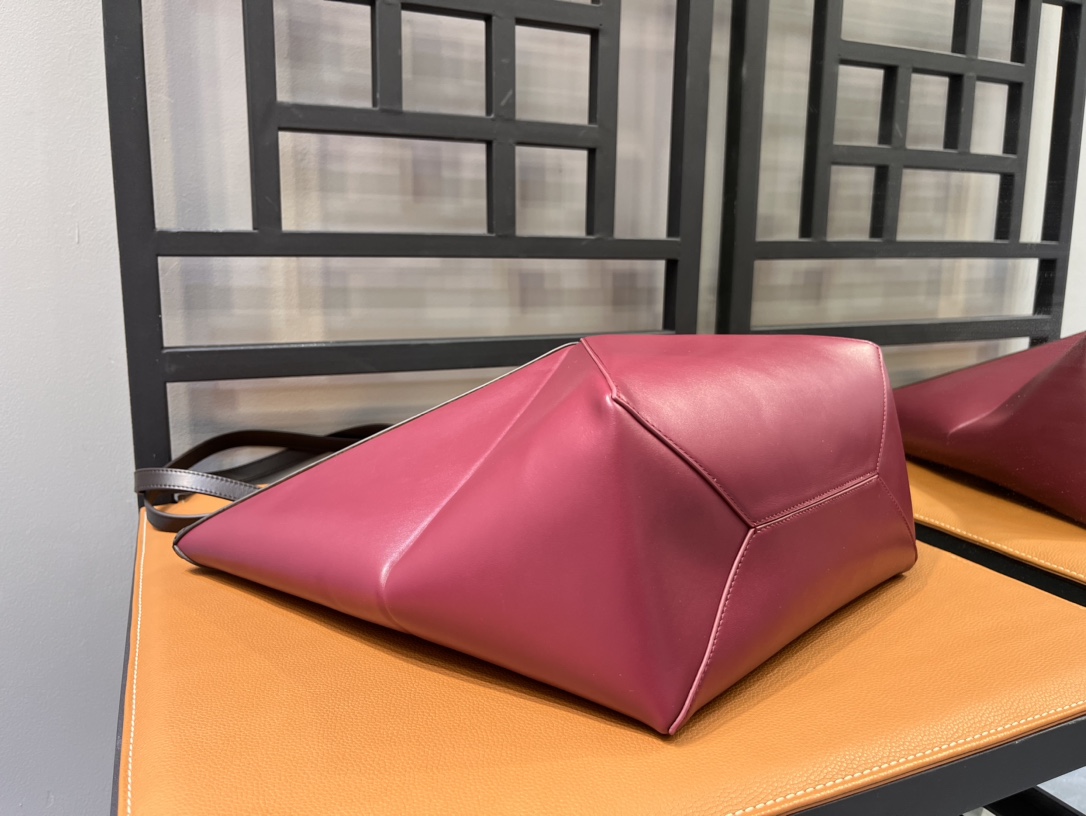 Loewe Puzzle Tote-25/14/30CM