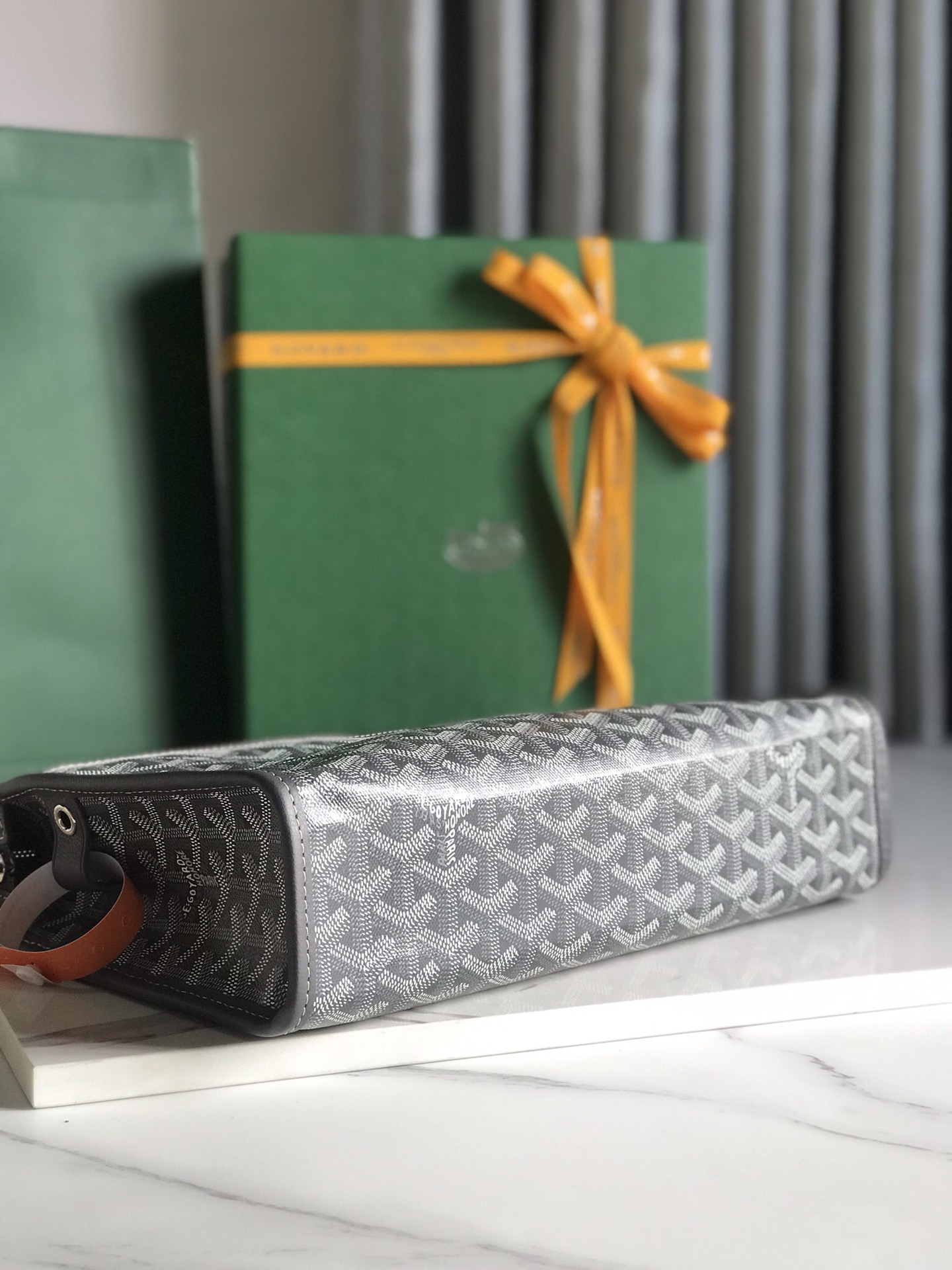 Go*ard toiletry bag-30x23×7.5cm