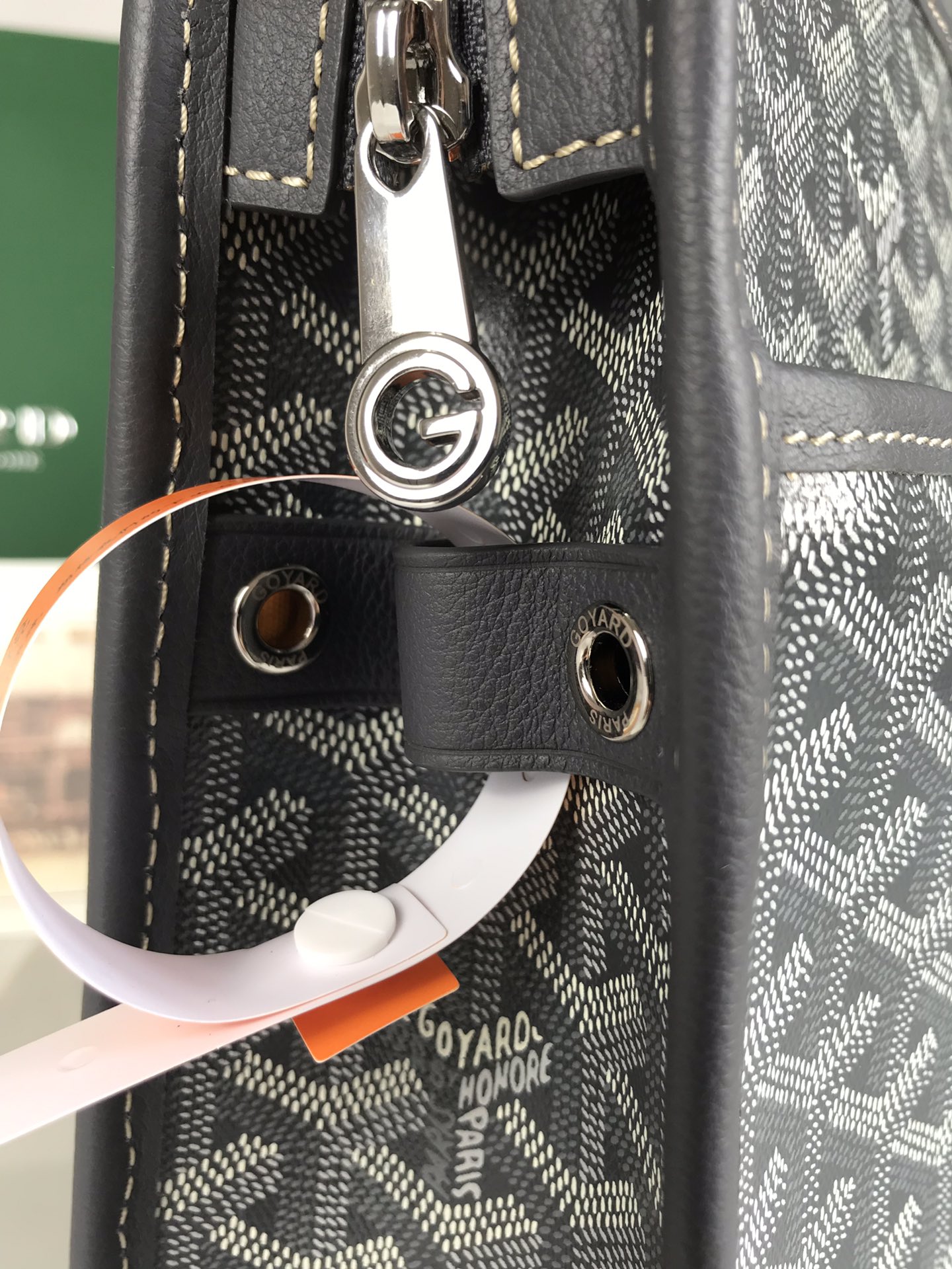 Go*ard toiletry bag-30x23×7.5cm