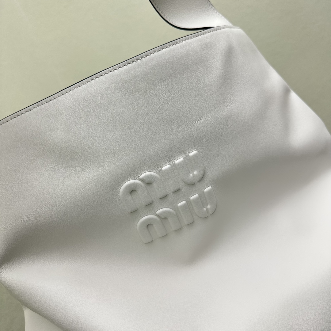 MiuMiu Hobo Tote-38.5*11*39CM