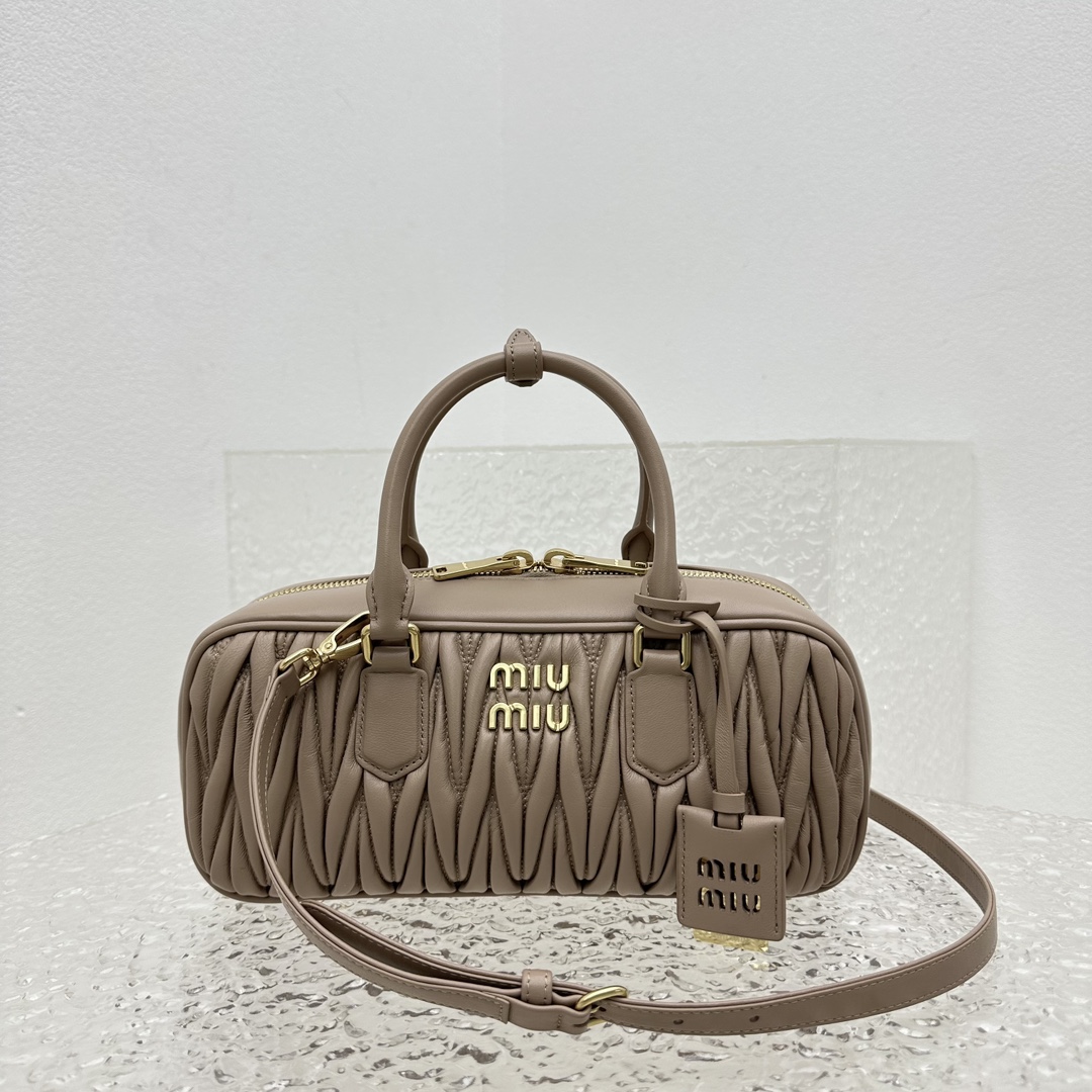 MiuMiu Vintage Rectangular Bag-27*12*9CM