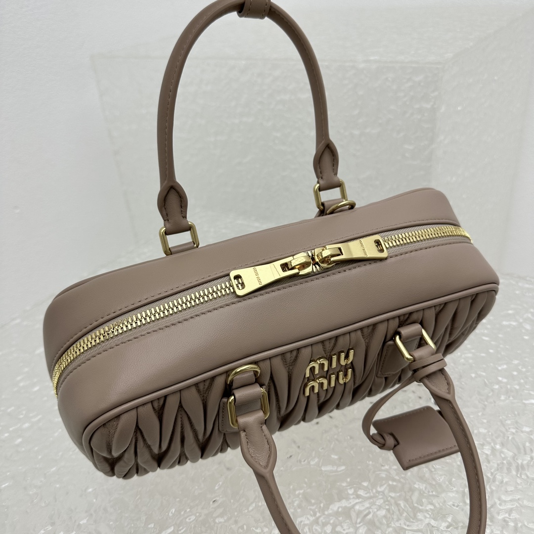 MiuMiu Vintage Rectangular Bag-27*12*9CM