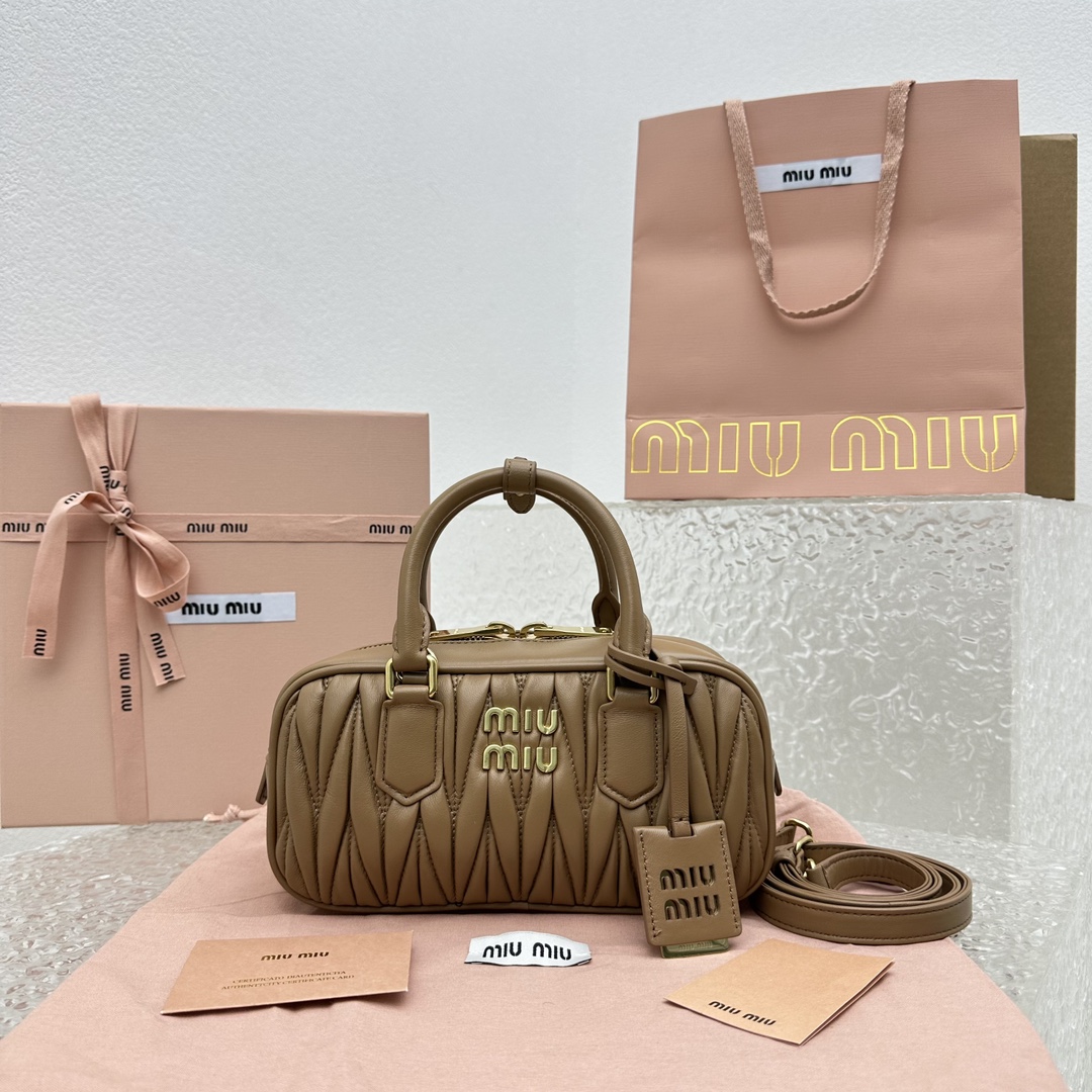 MiuMiu Vintage Rectangular Bag-23*12*8CM