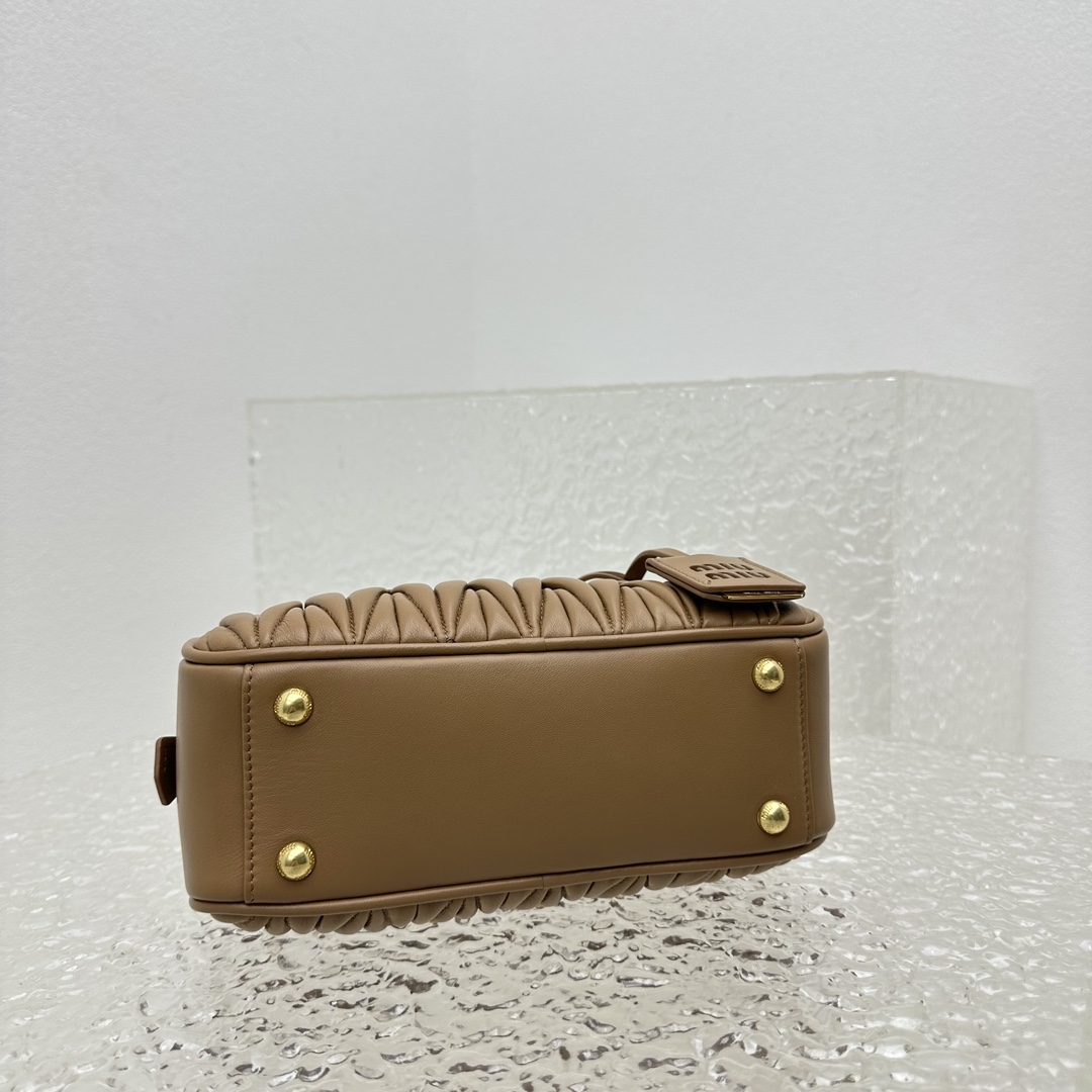 MiuMiu Vintage Rectangular Bag-23*12*8CM