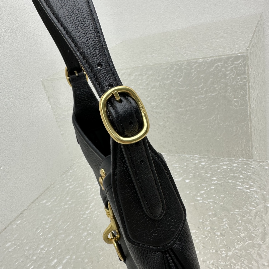 MiuMiu Hobo Tote-19*15*4CM