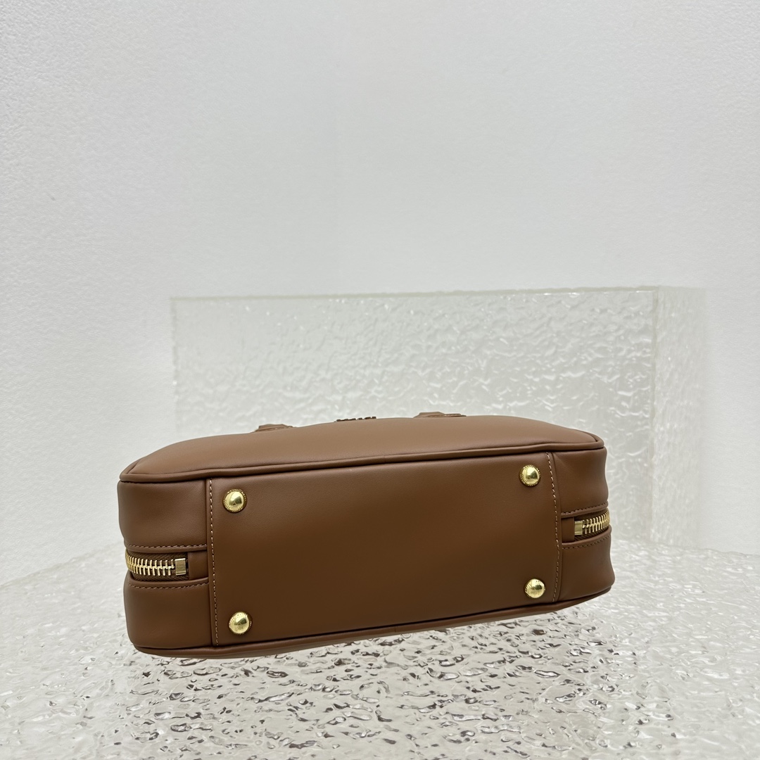 MiuMiu SS23 Softy Padded Bag-27*12*9CM