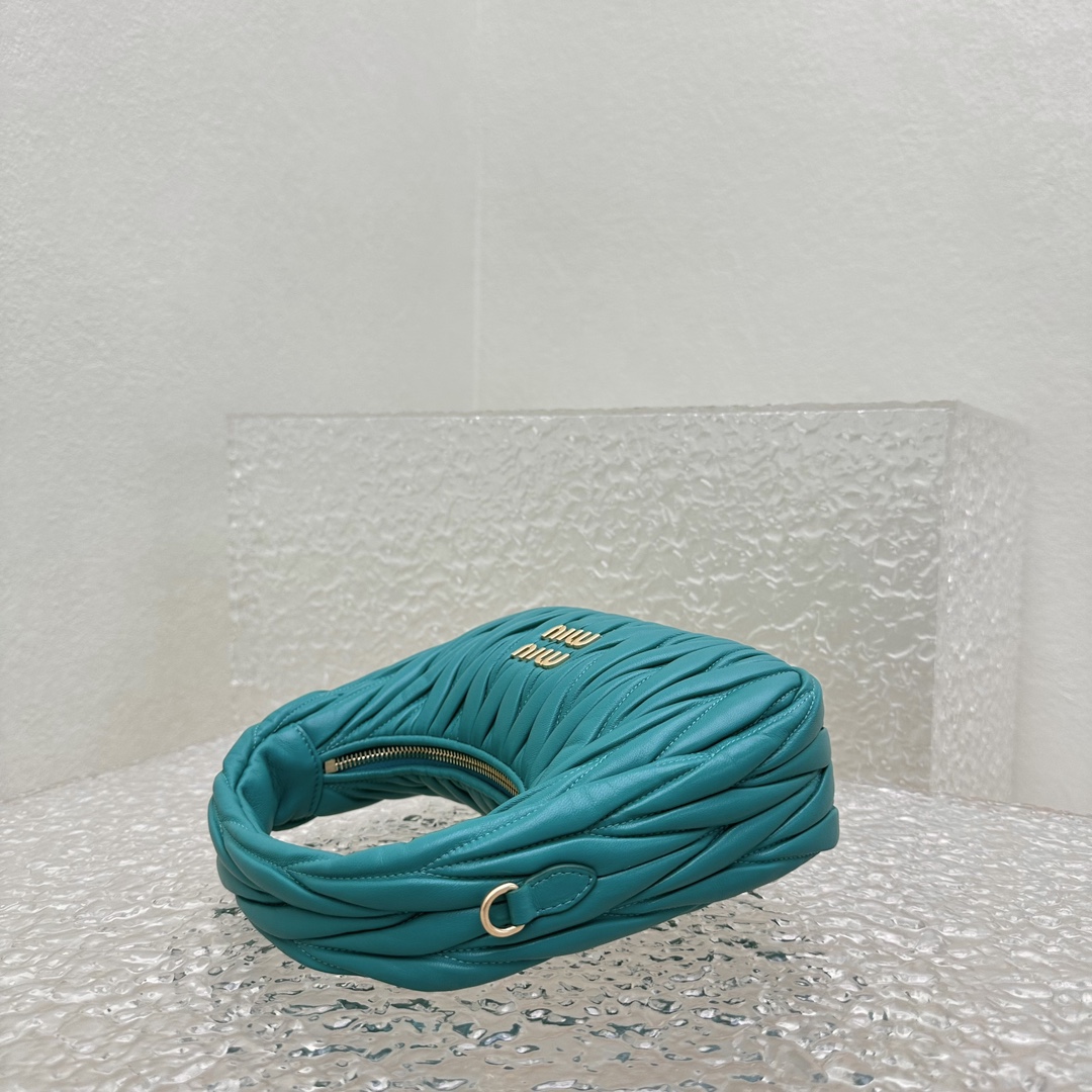 MiuMiu Wander Hobo Bag-20*6*17CM