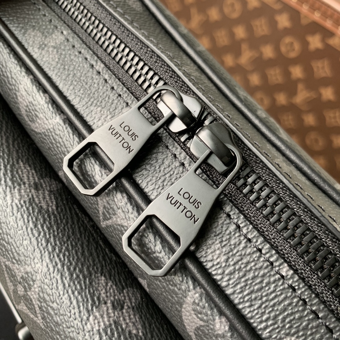 l**is V*t*n steamer bag-24*17*5cm