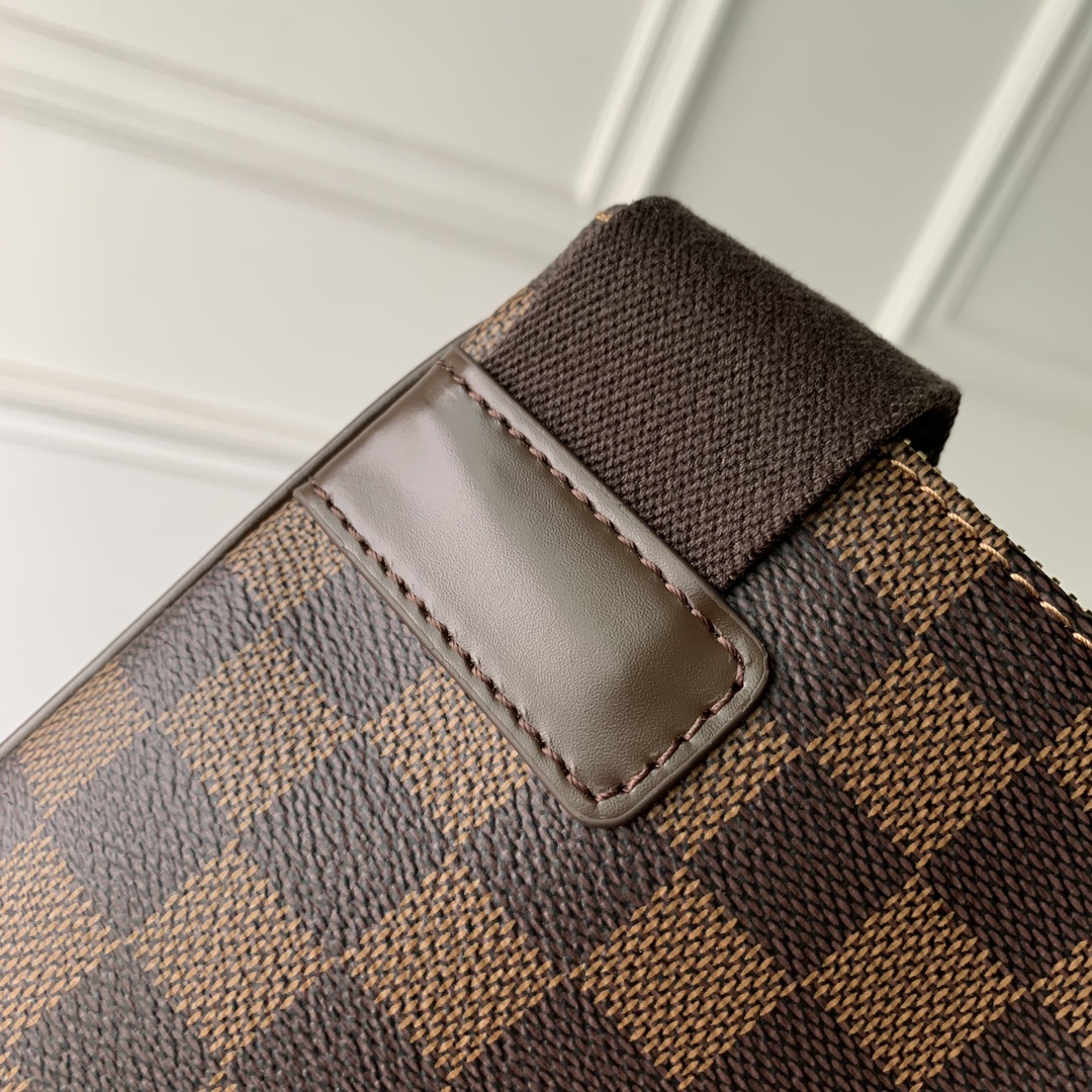 l**is V*t*n vintage bag-24x24x5cm