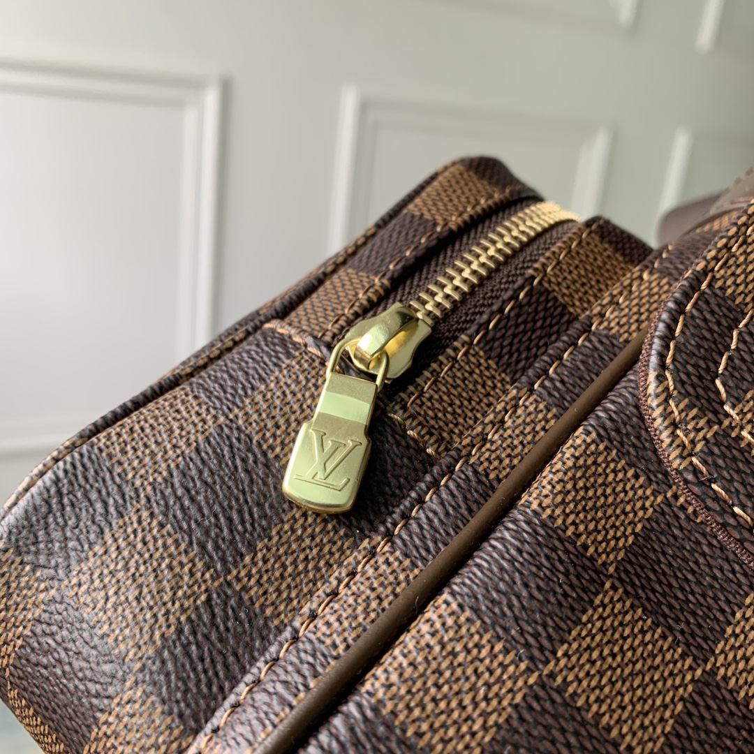 l**is V*t*n vintage messenger bag-35×12×30cm