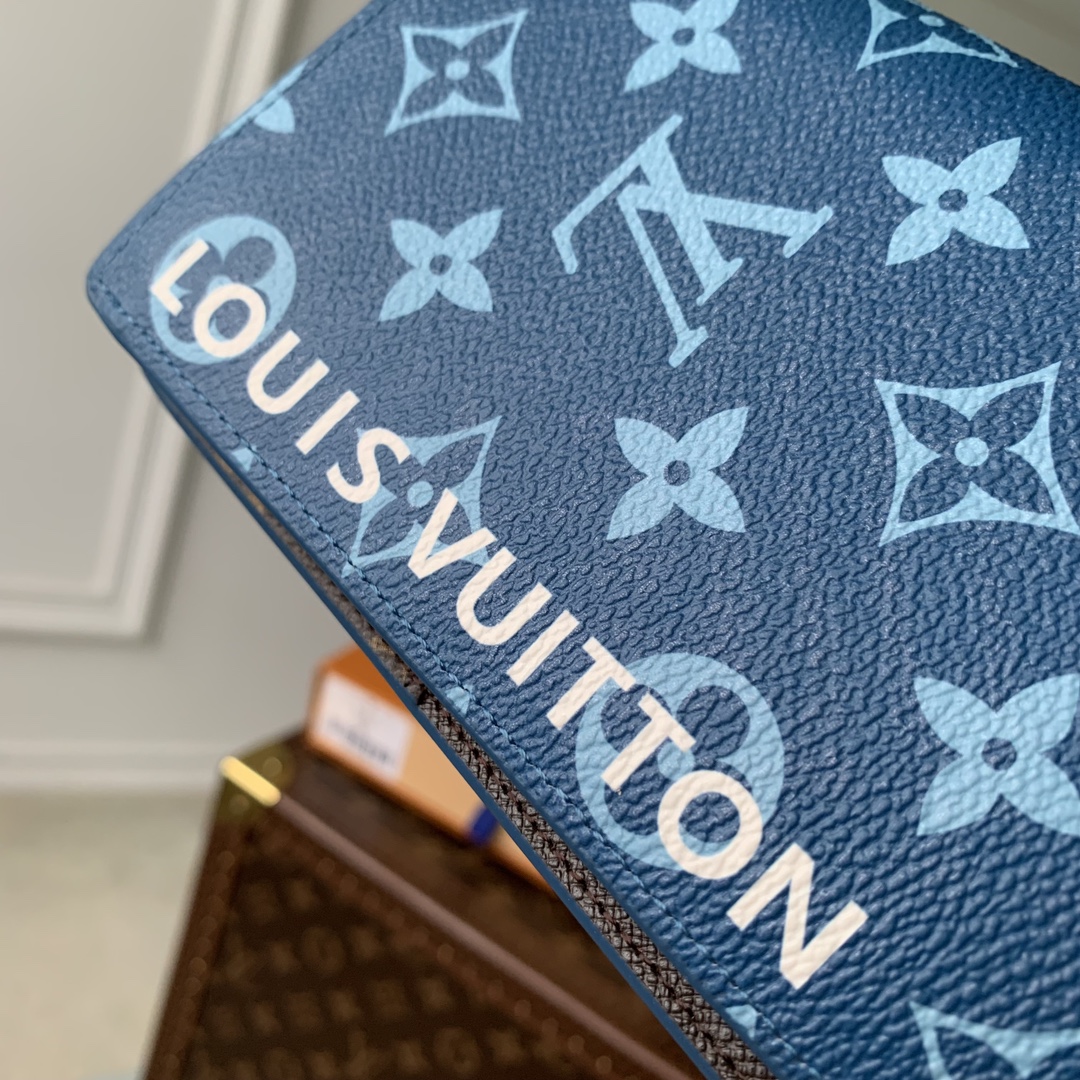 l**is V*t*n wallet-10*19*2cm