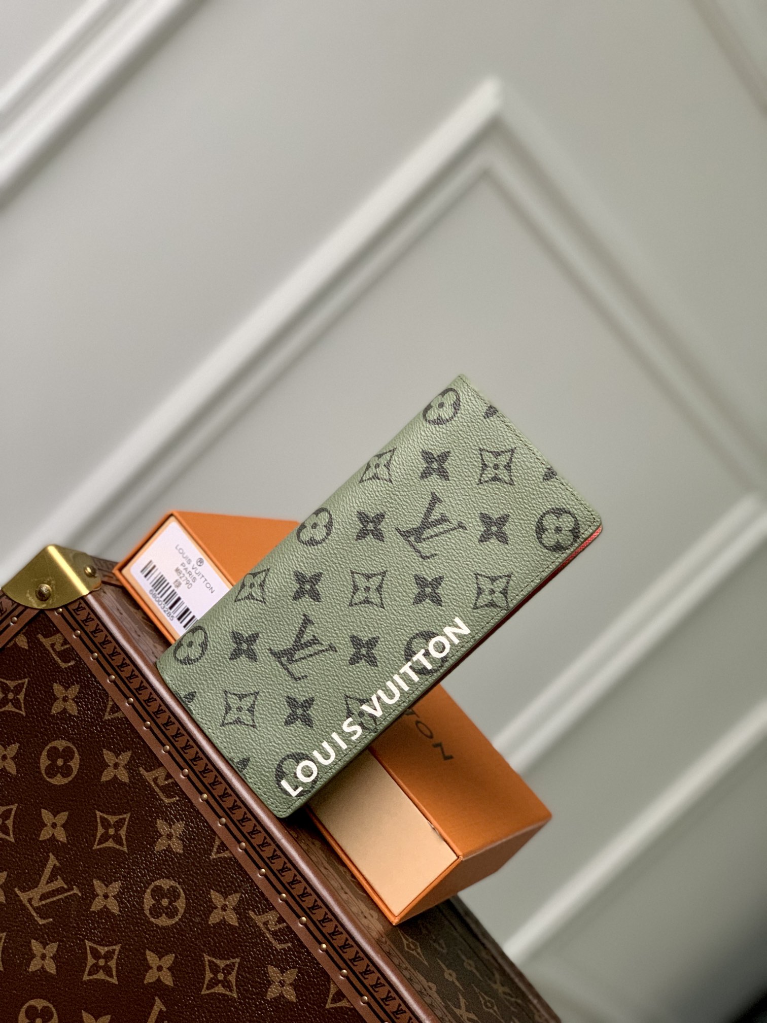 l**is V*t*n wallet-10*19*2cm