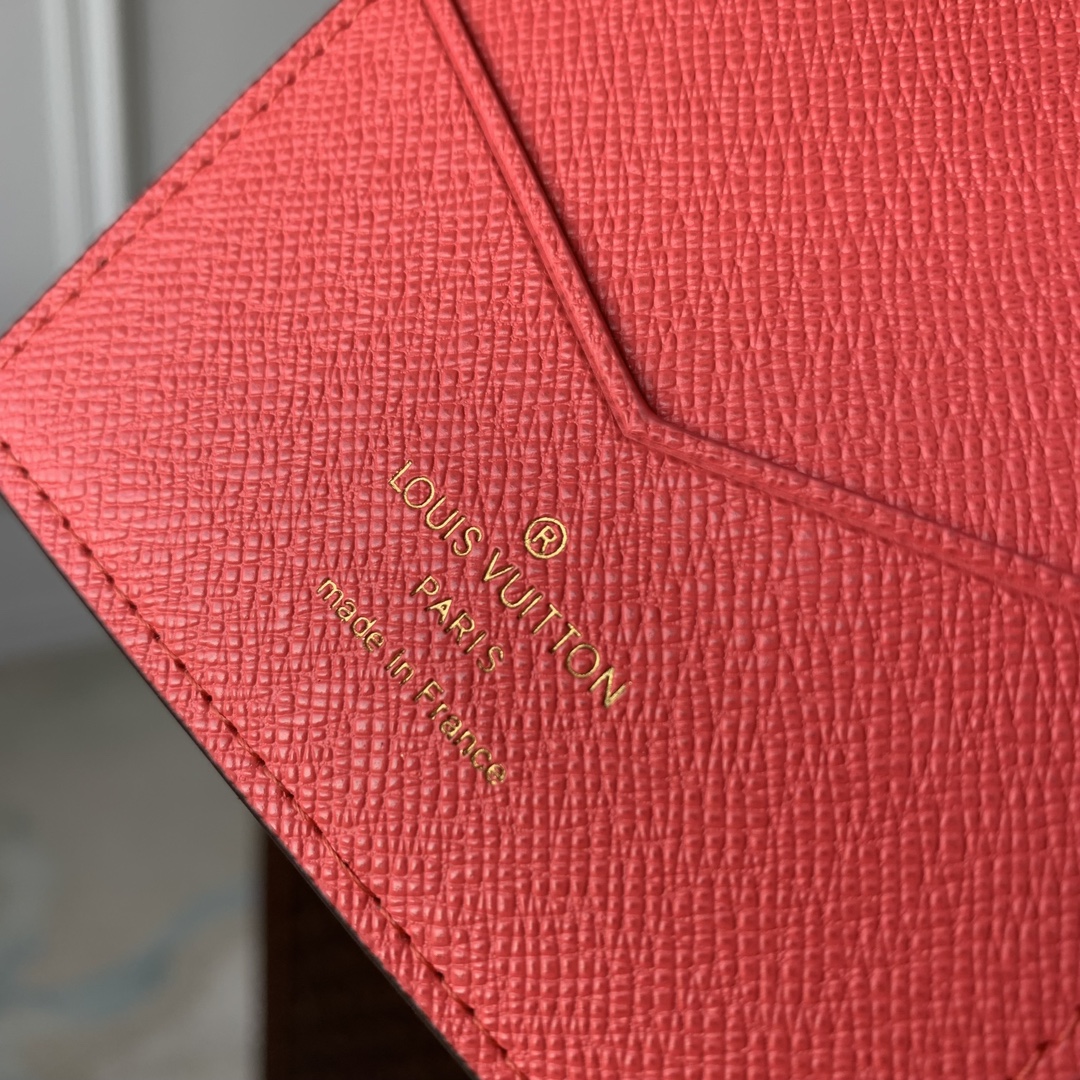 l**is V*t*n passport card holder-14*10.5cm