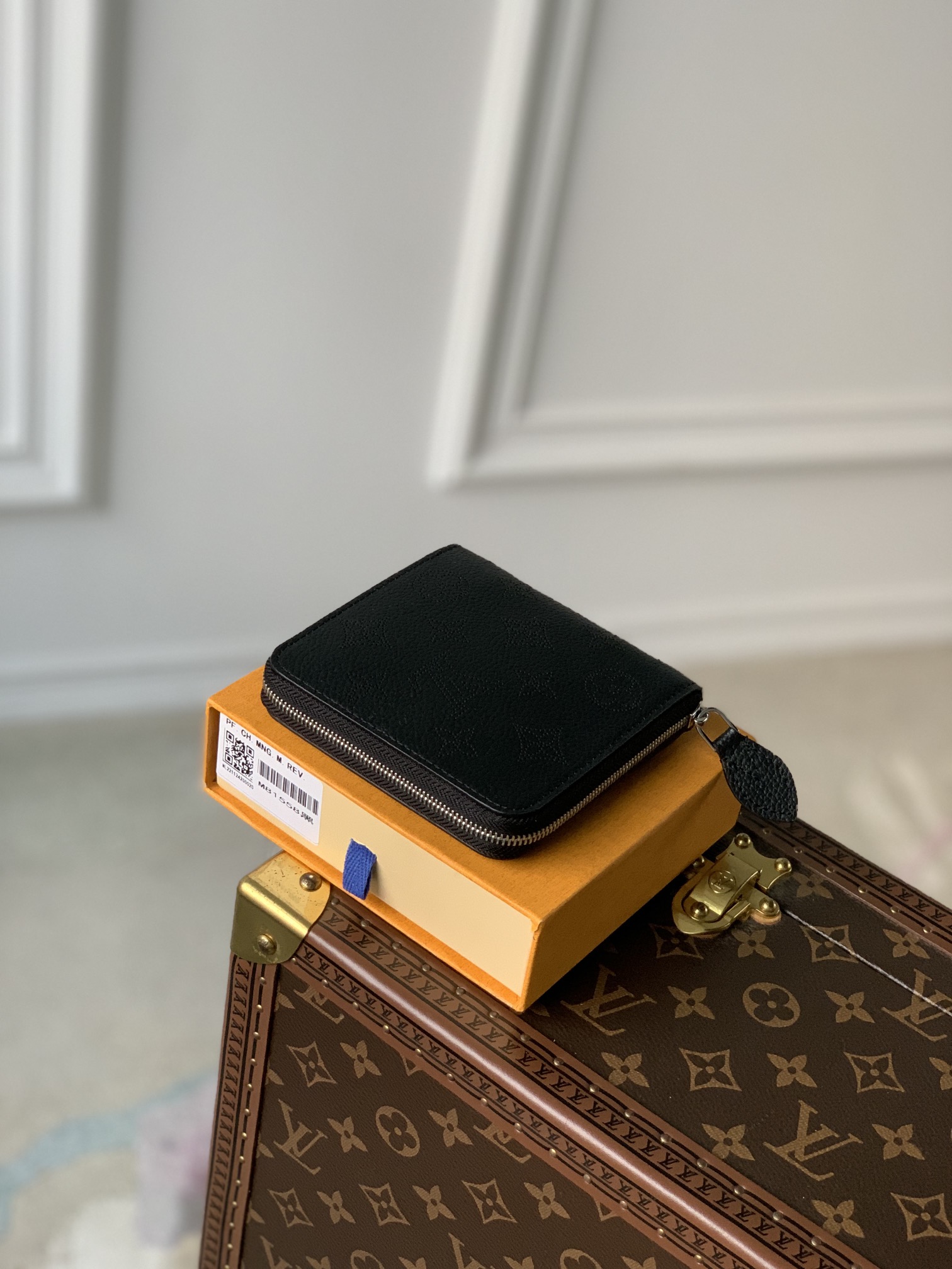 l**is V*t*n wallet-m81558-11.5 x 10.5 x 2cm