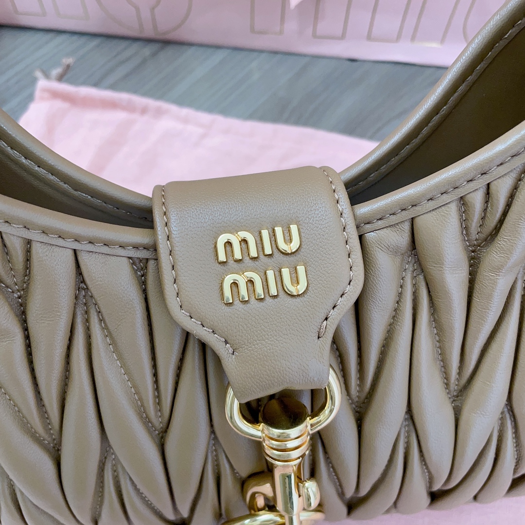 MiuMiu Hobo Bag-29*15*4CM