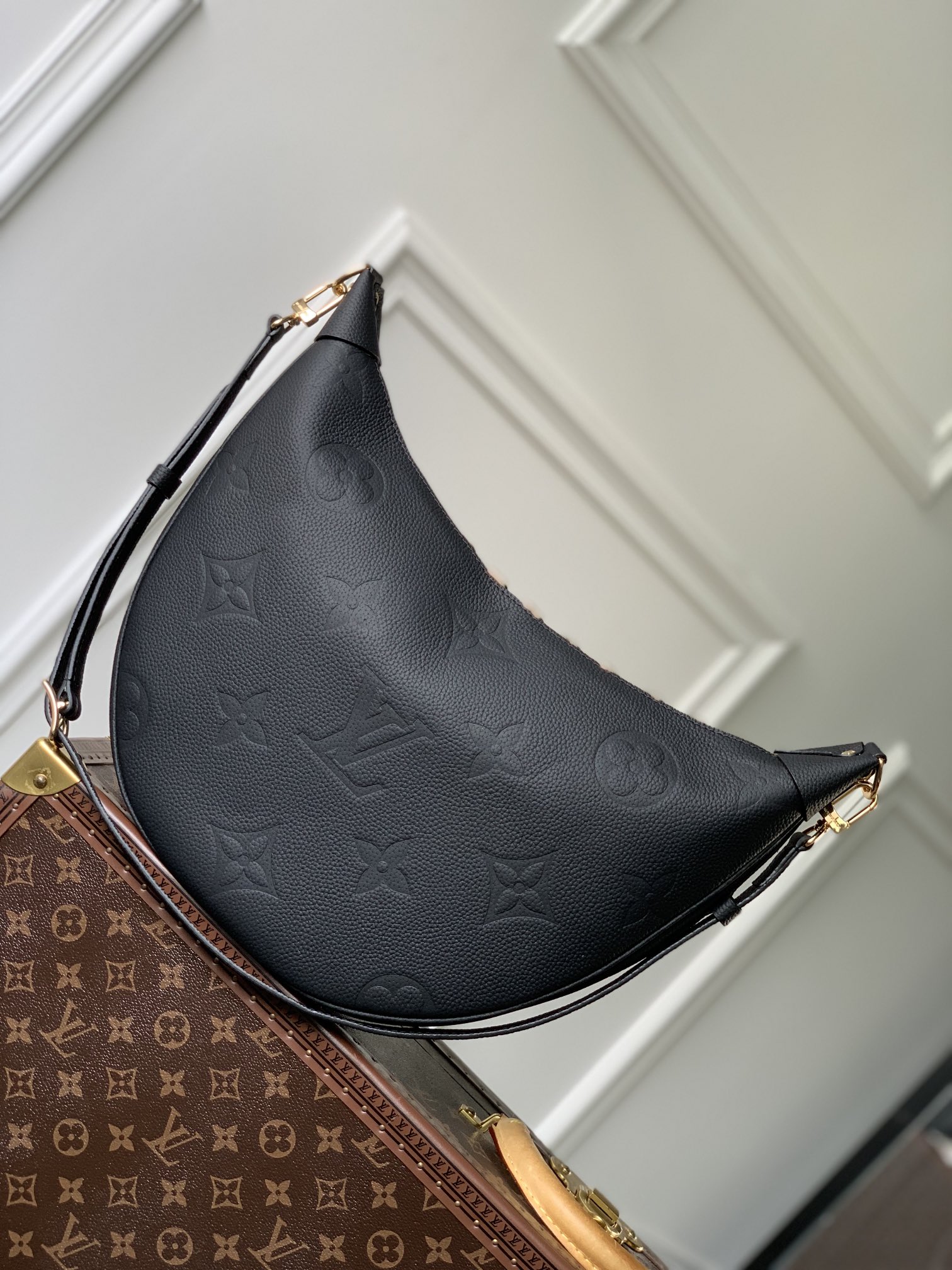 l**is V*t*n loop hobo handbags-m46725-38*26*10cm