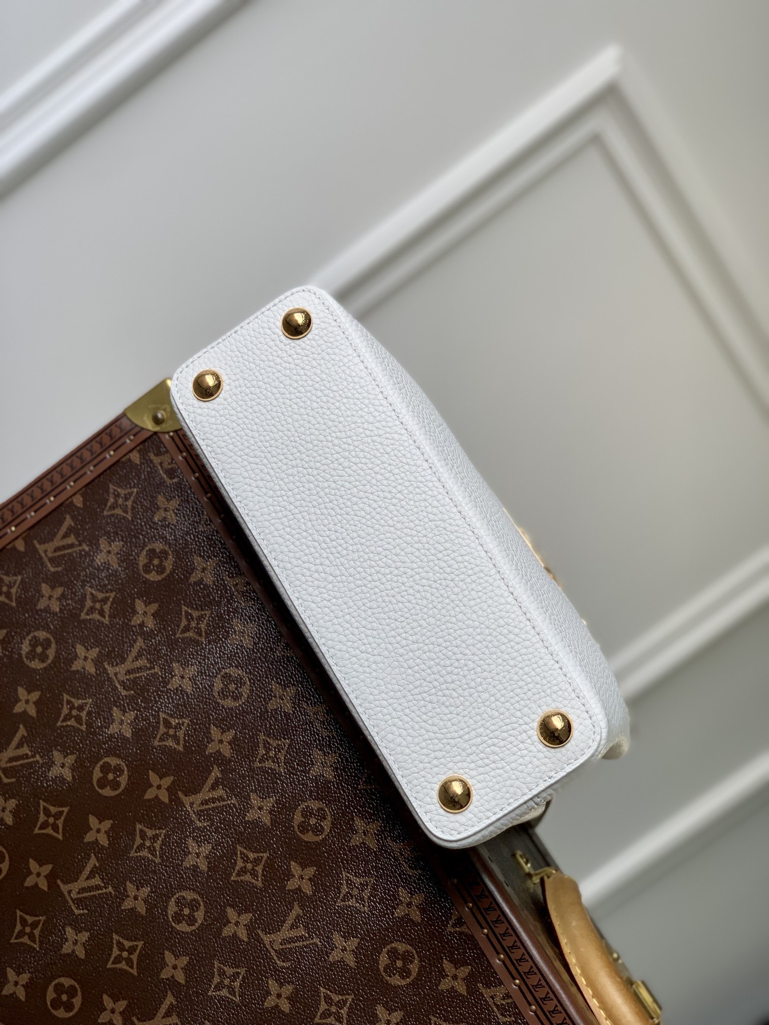 l**is V*t*n capucines bb-27*18*9cm