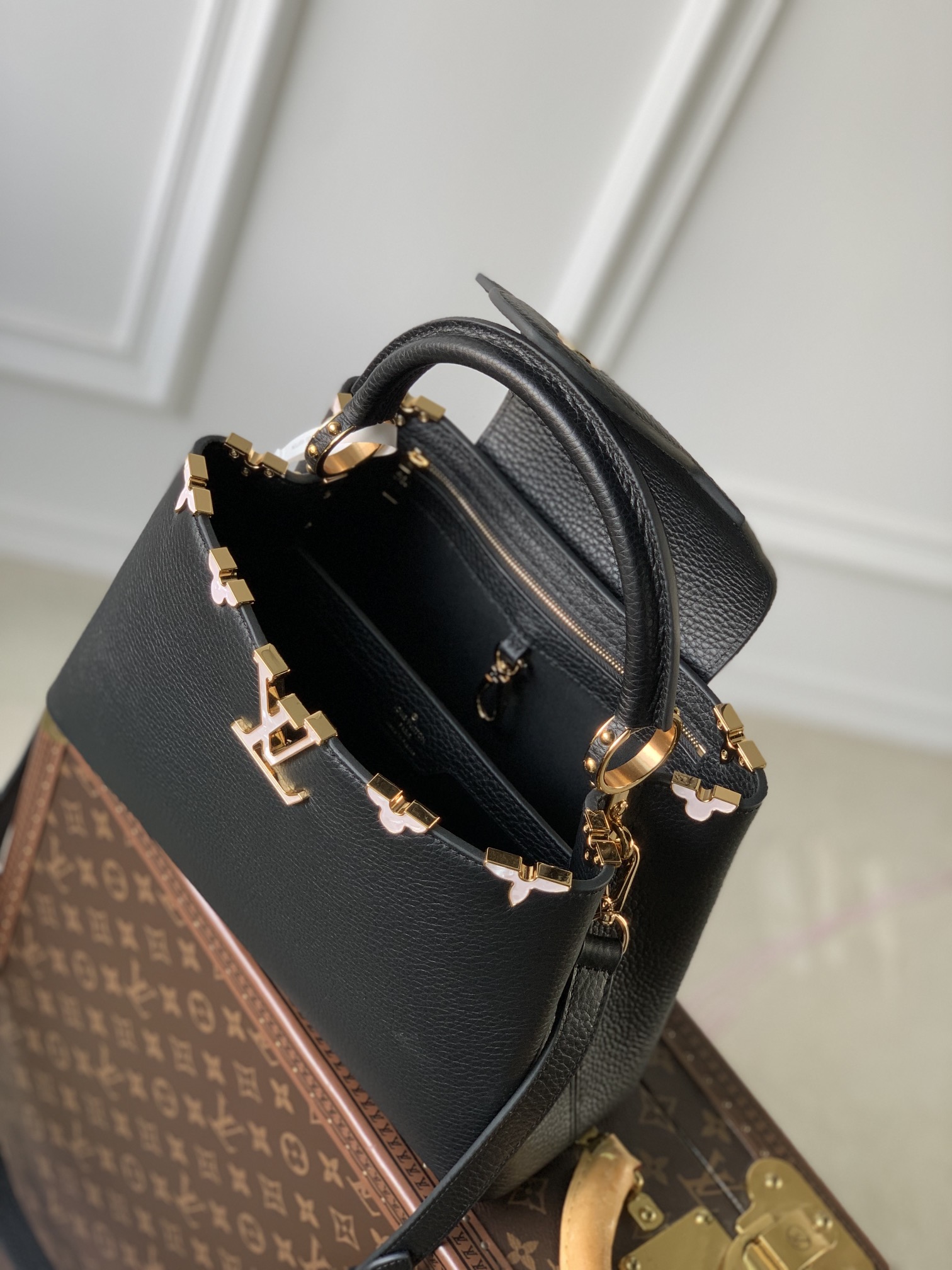 l**is V*t*n capucines bag-31.5*20*11cm
