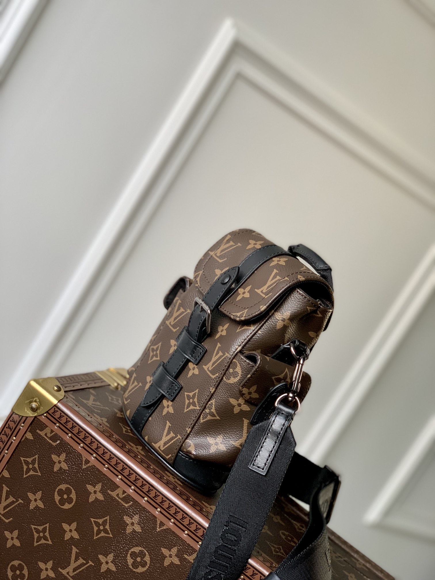 l**is V*t*n nano christopher bag-14 x 19 x 6cm