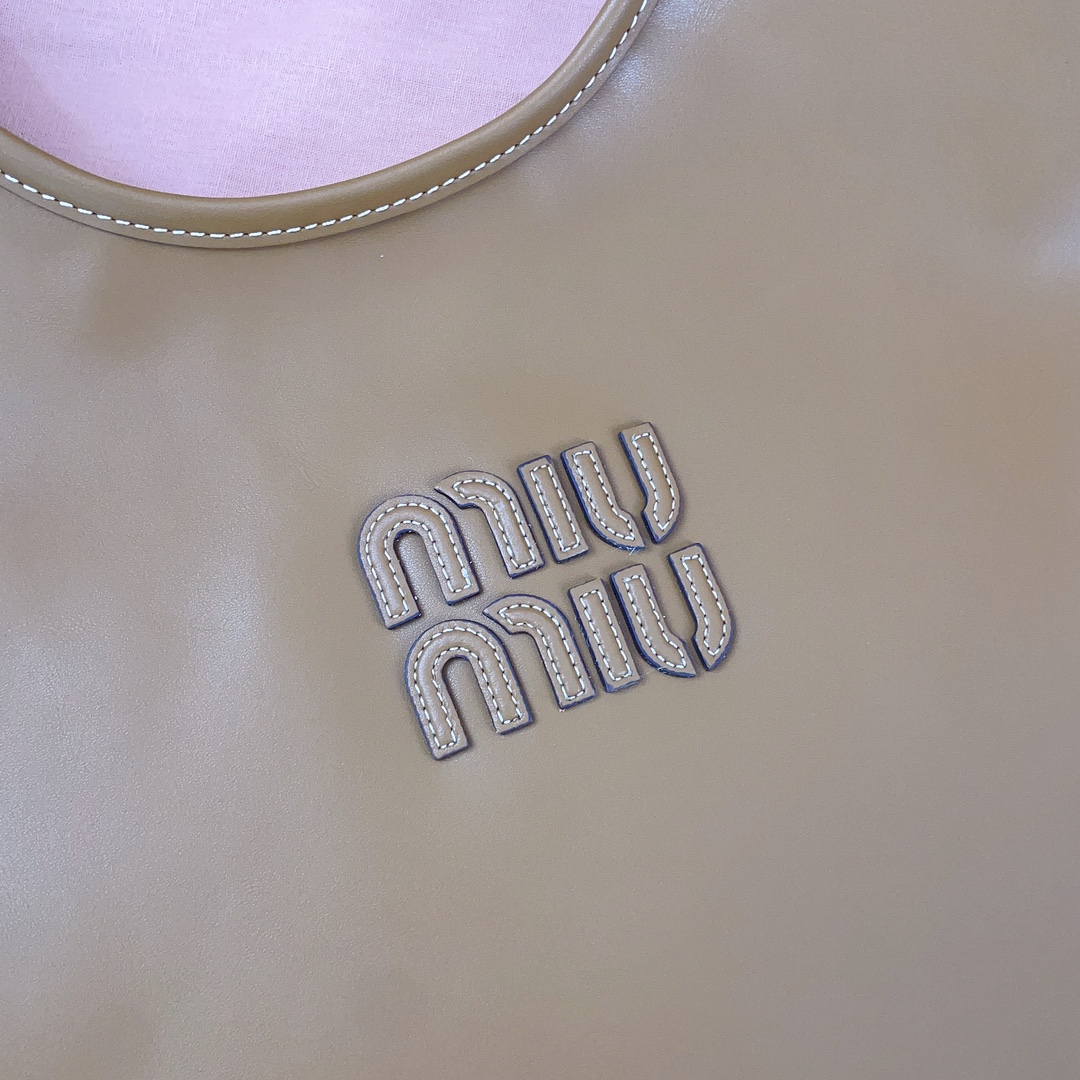 MiuMiu Tote-35*40CM